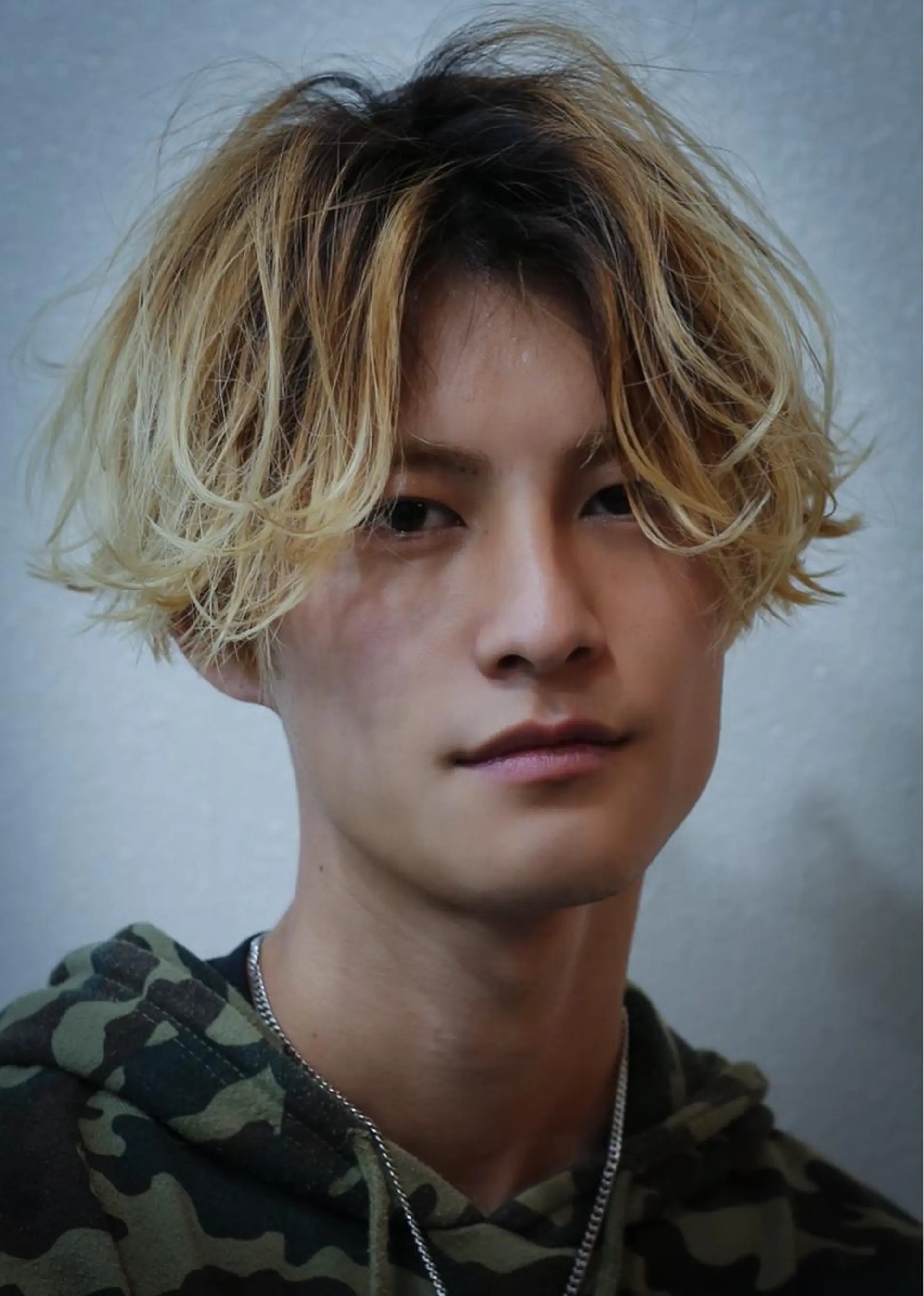 ショート カラー パーマ ヘアアレンジ メンズ キッズ ネイル マツエク・マツパ 子どものヘアアレンジ メンズバレイヤージュ メンズブリーチ ビジネス センターパート カット パーマ 髪質改善🇰🇷 レイヤーカット/梅田のヘアスタイル