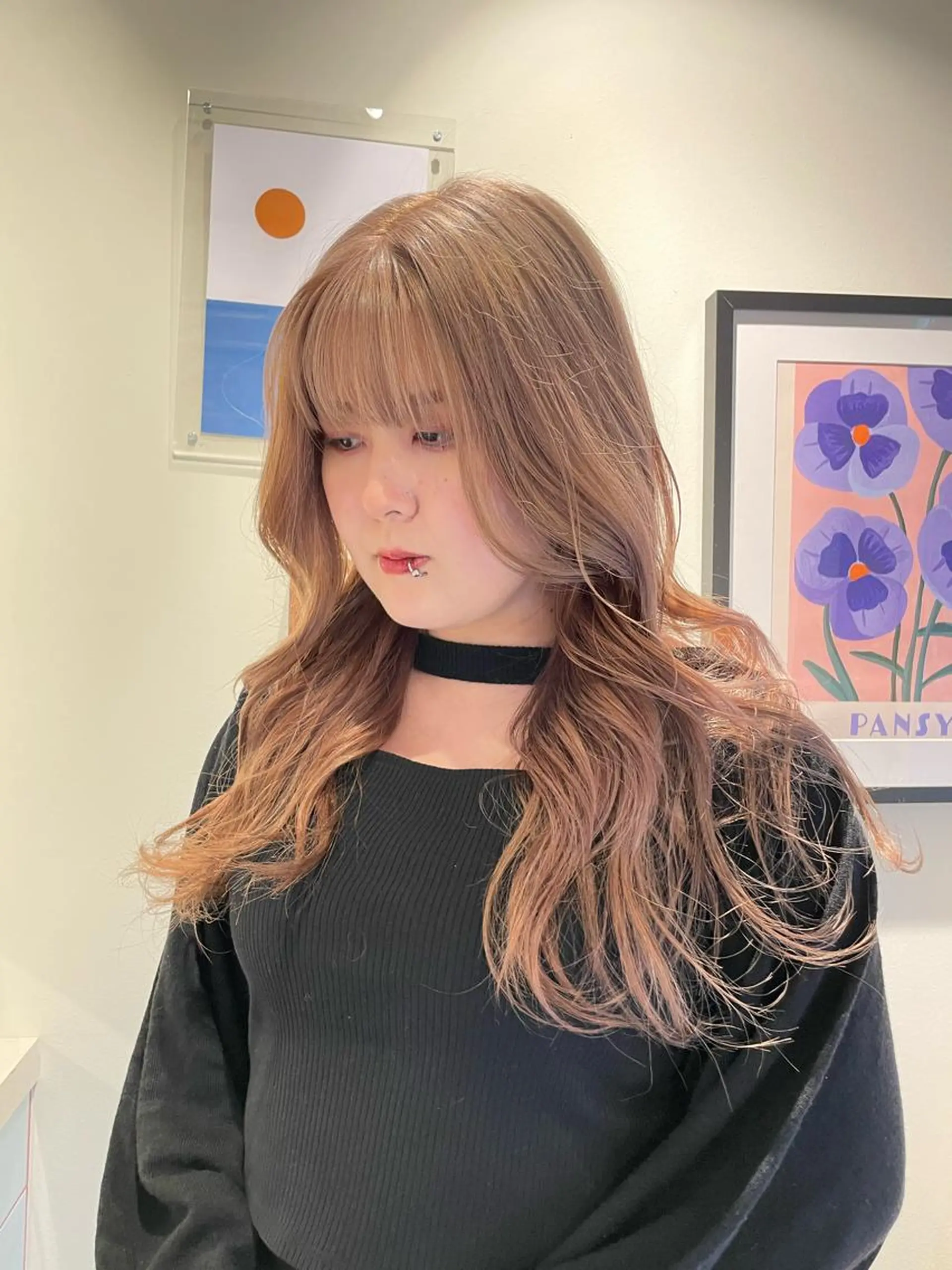 カラー 若月 あやかのヘアスタイル