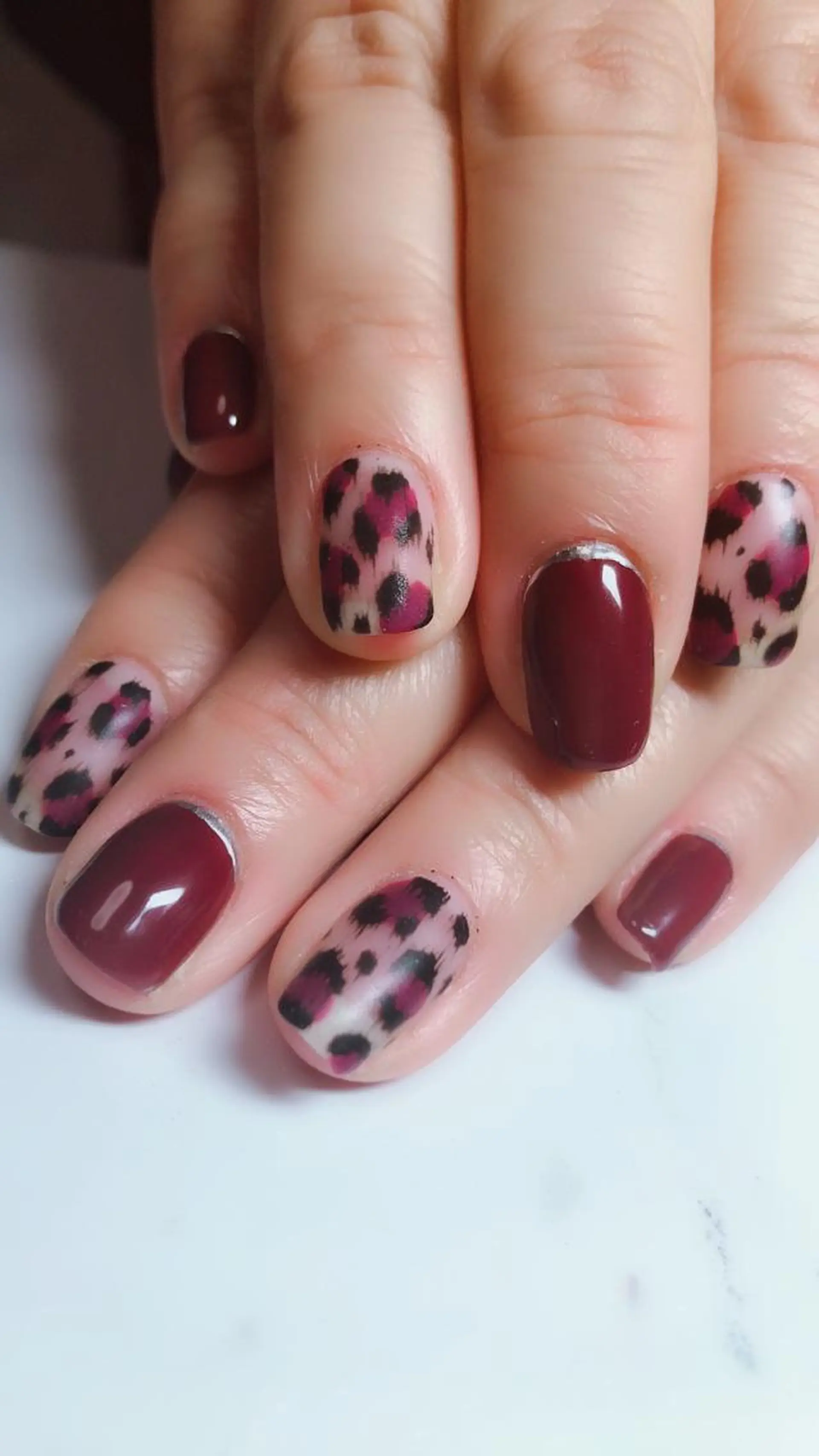 ネイル アニマル柄 アートネイル ___ yuriのネイルデザイン