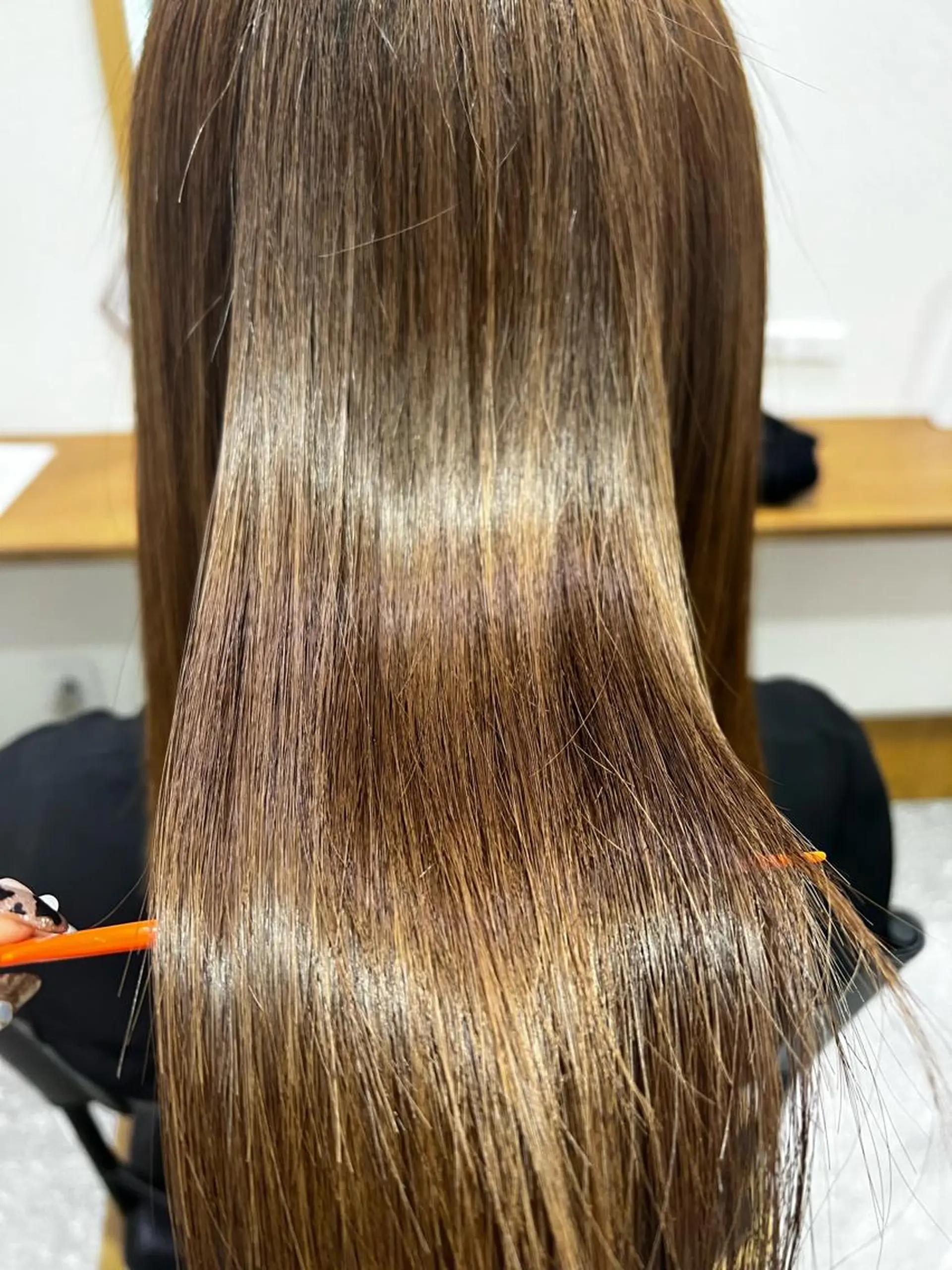 ロング 髪質改善 カット 縮毛矯正 トリートメント 新井 友菜のヘアスタイル