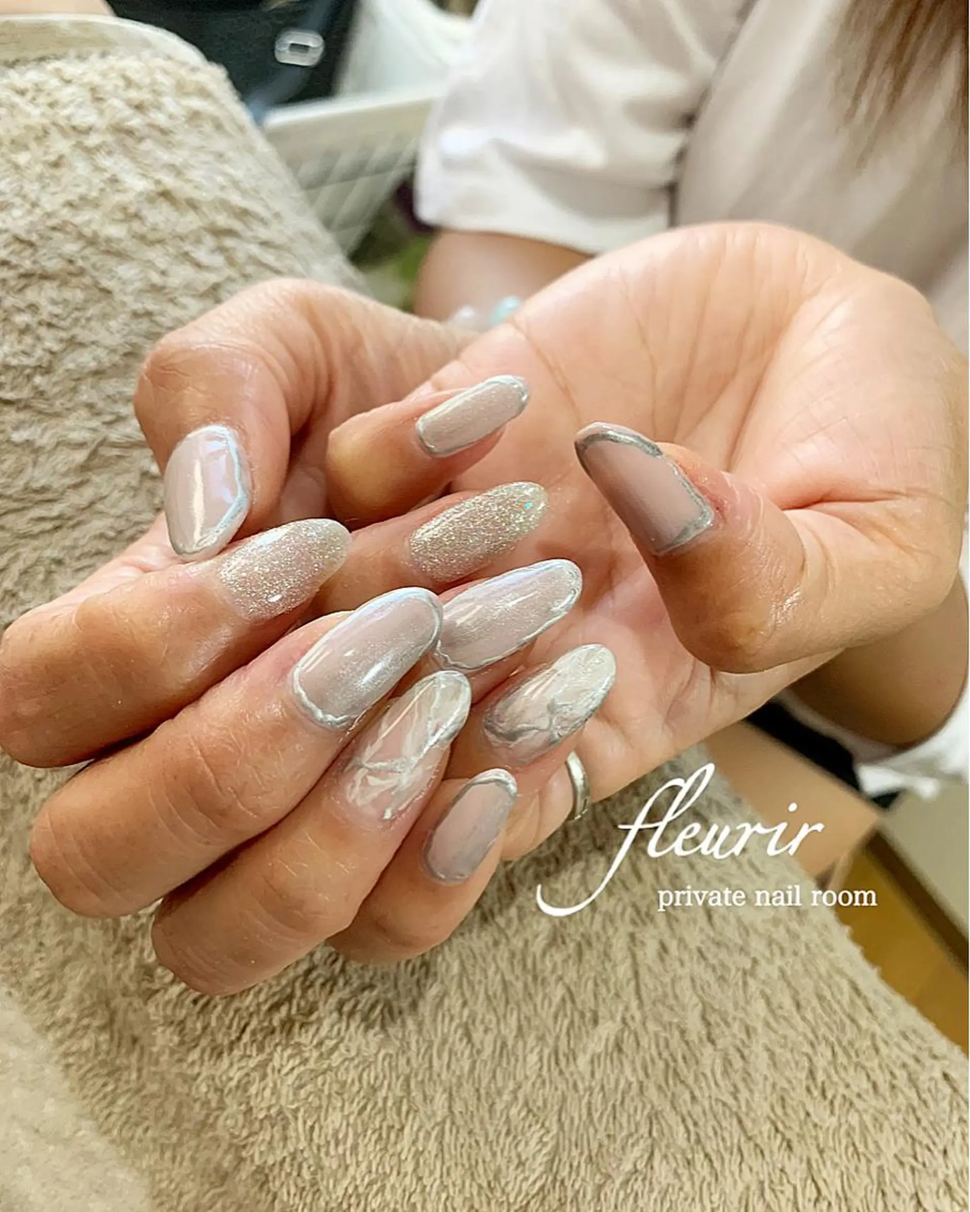 ネイル 大理石ネイル(マーブル) ニュアンスネイル フルリール 【プライベートサロンのネイルデザイン