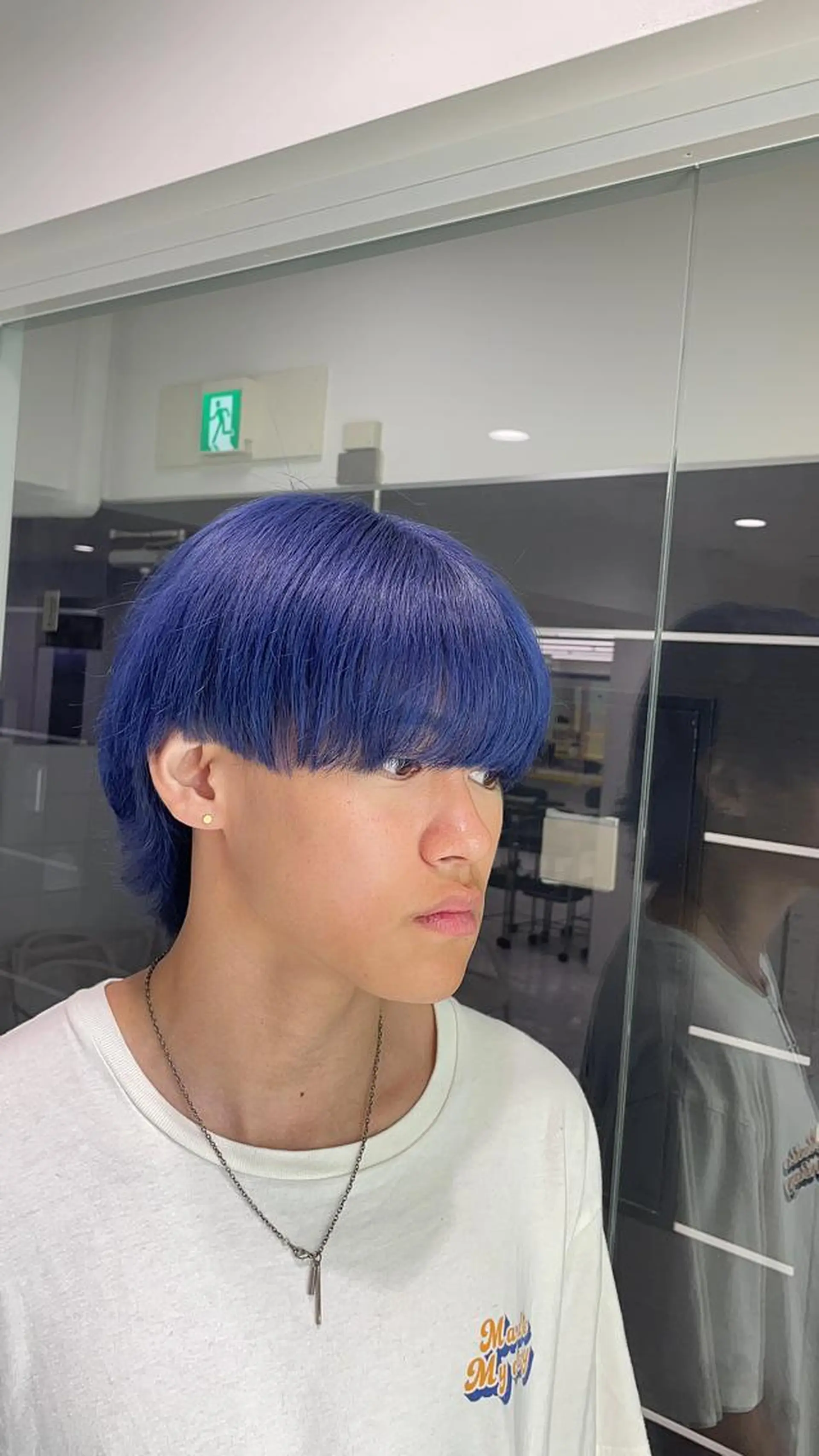 セミロング カラー ヘアアレンジ メンズ カット ヘアカラー トリートメント ヘアセット 顔まわりカット の達人のヘアスタイル