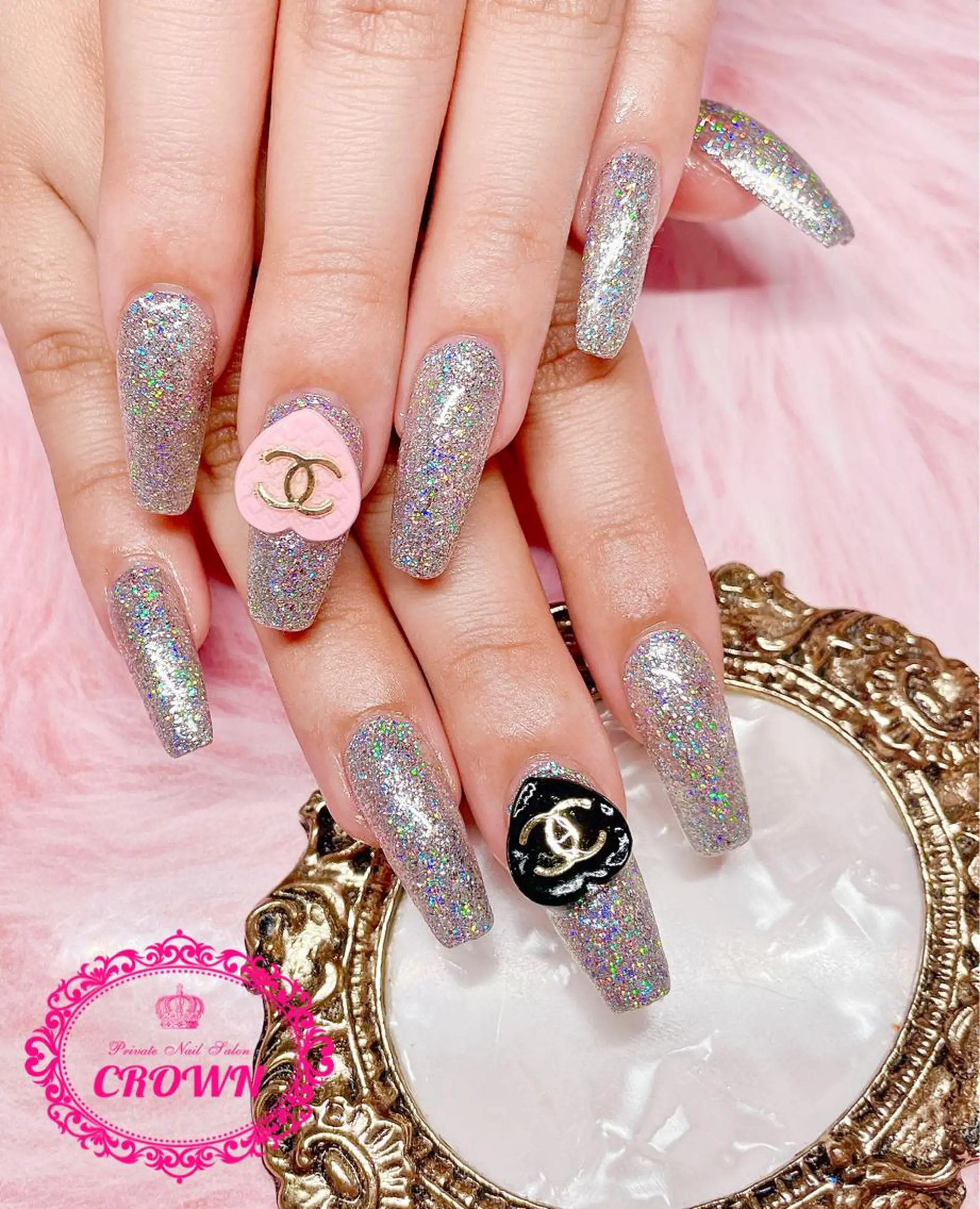 ネイル CROWN プライベートサロンのネイルデザイン