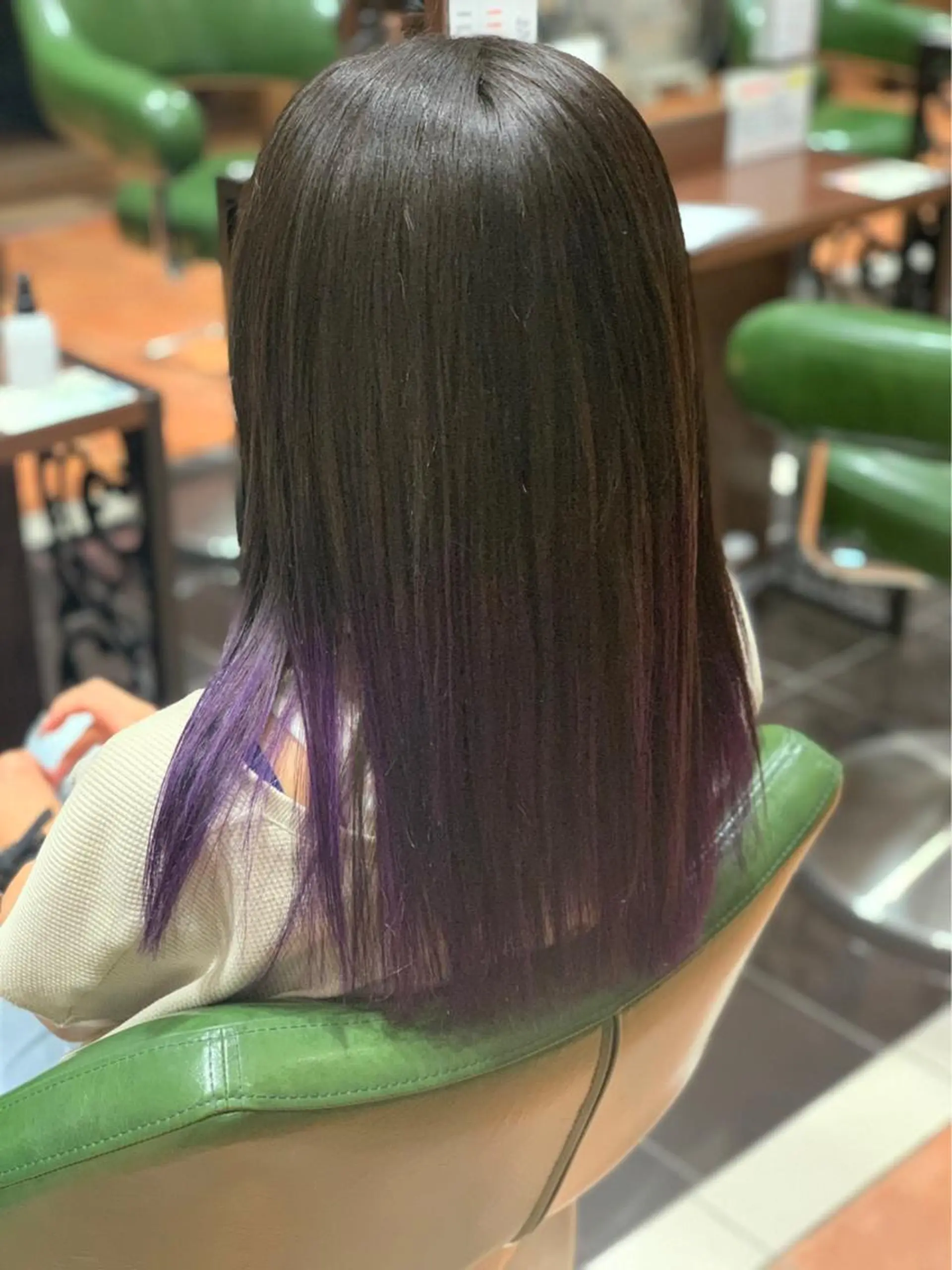 ミディアム カラーリスト菅澤 岳のヘアスタイル