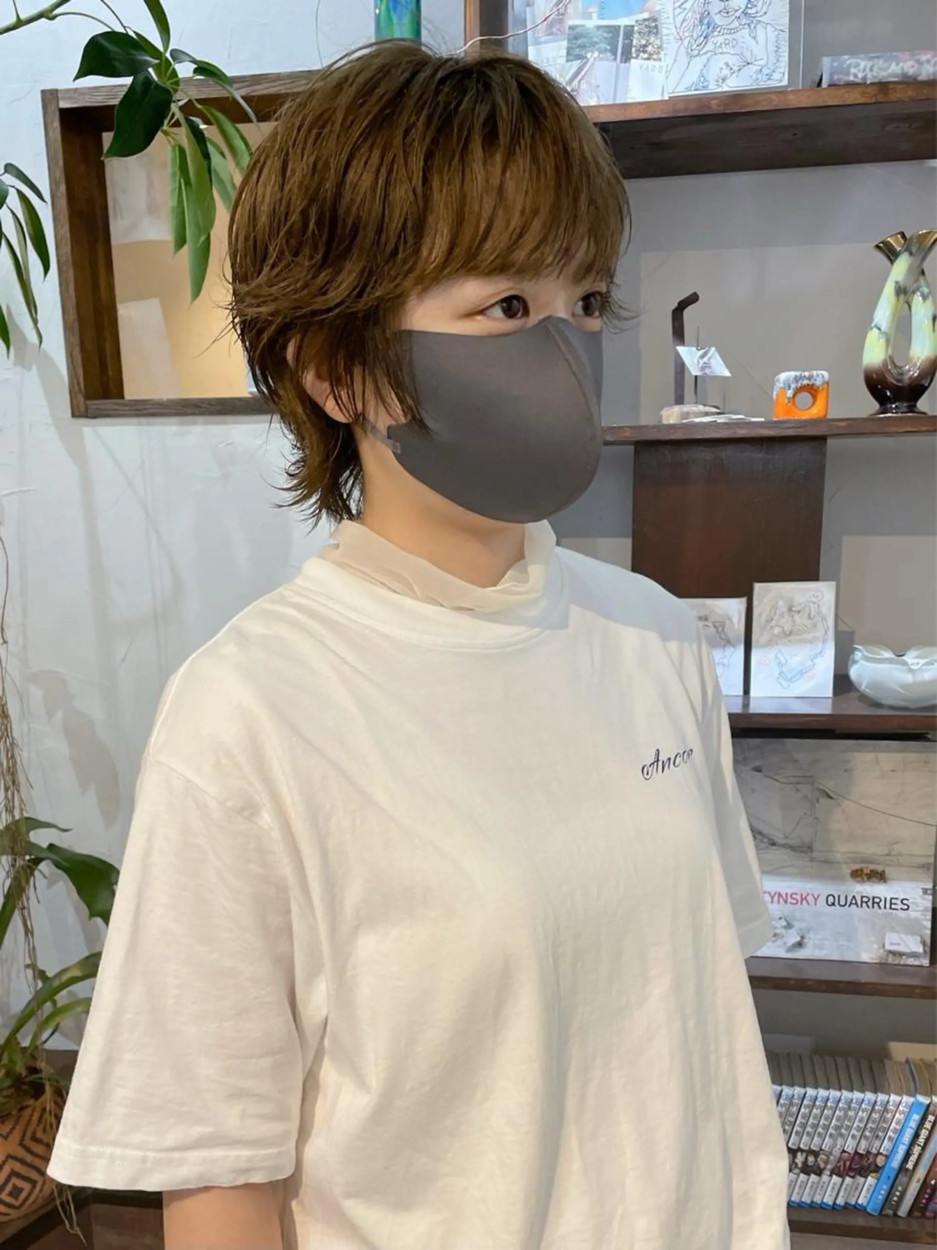 ショート カラー 高橋 愛美のヘアスタイル