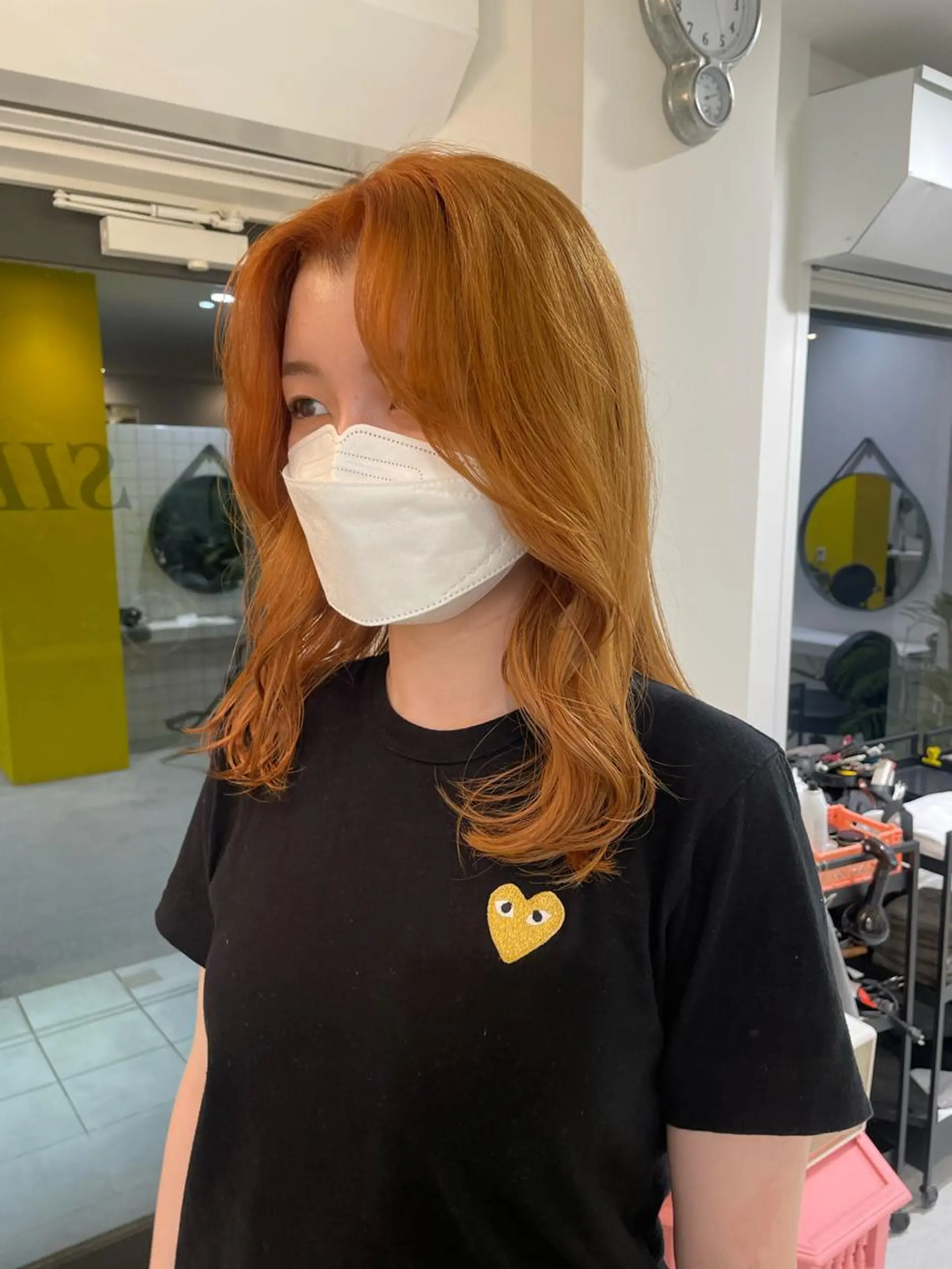 セミロング カラー Koto🌿 ブリーチなしカラーのヘアスタイル