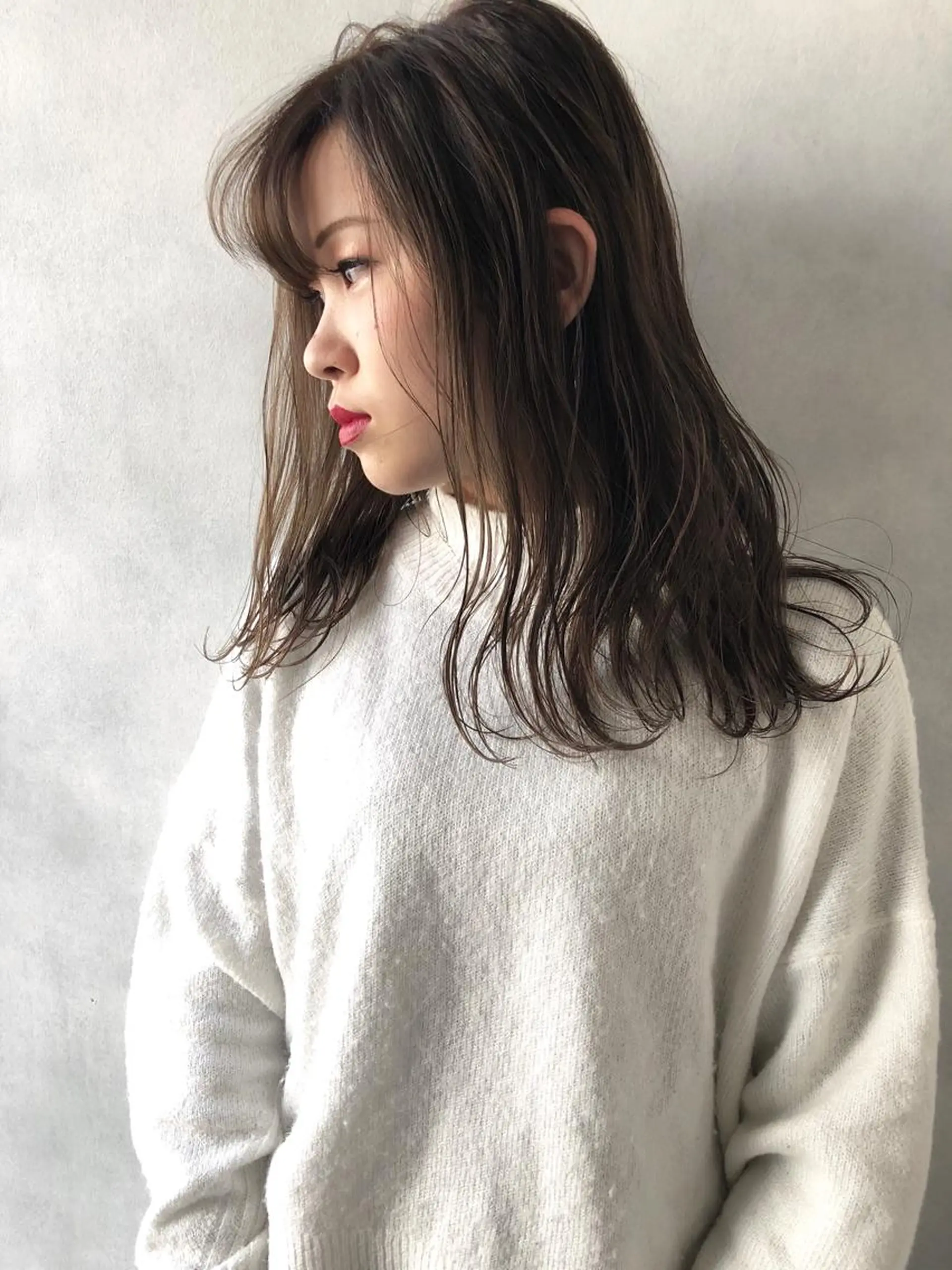 ミディアム ハイライト 小澤大輔 YOLO hairのヘアスタイル