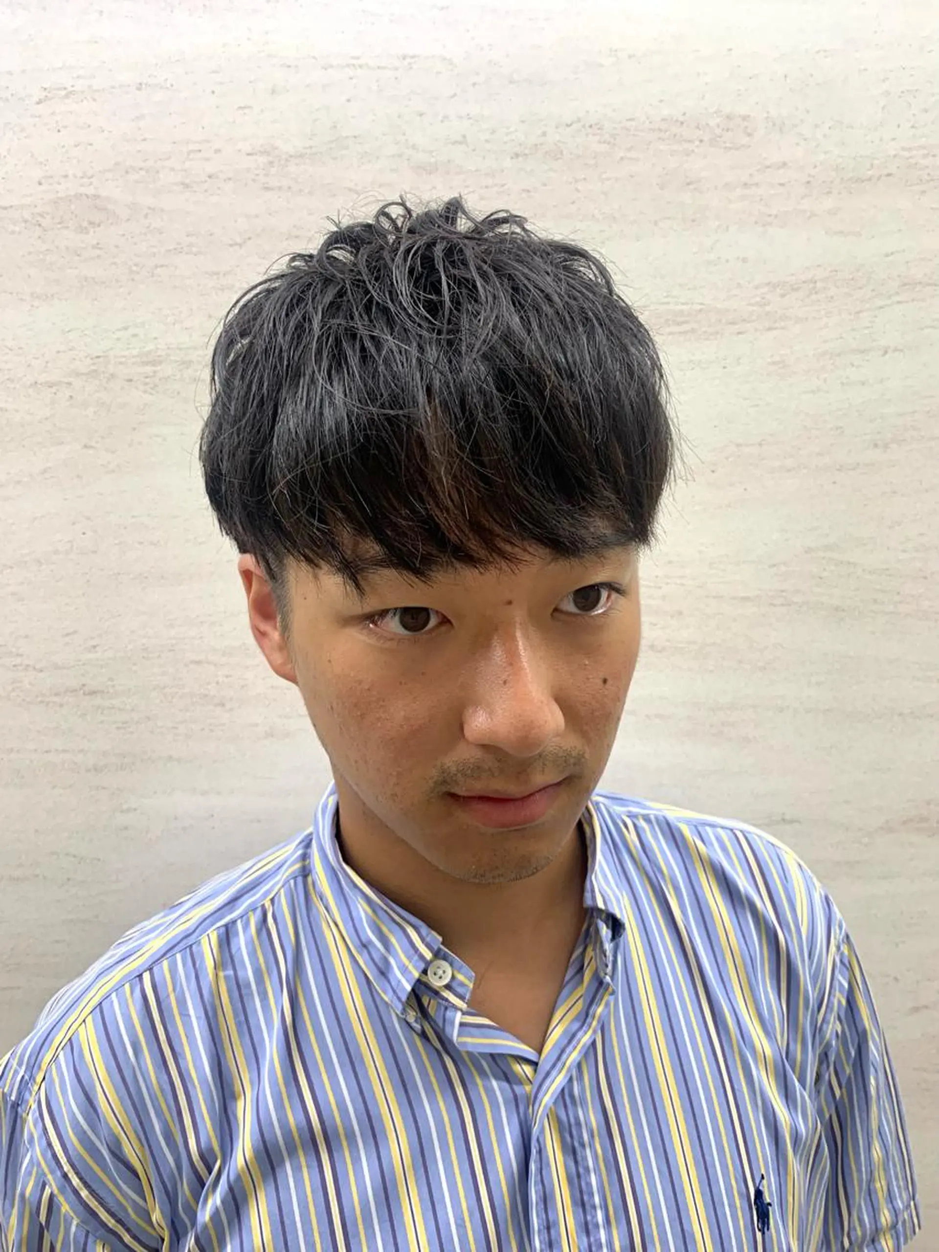 ミディアム メンズ 足立 遼太朗のヘアスタイル