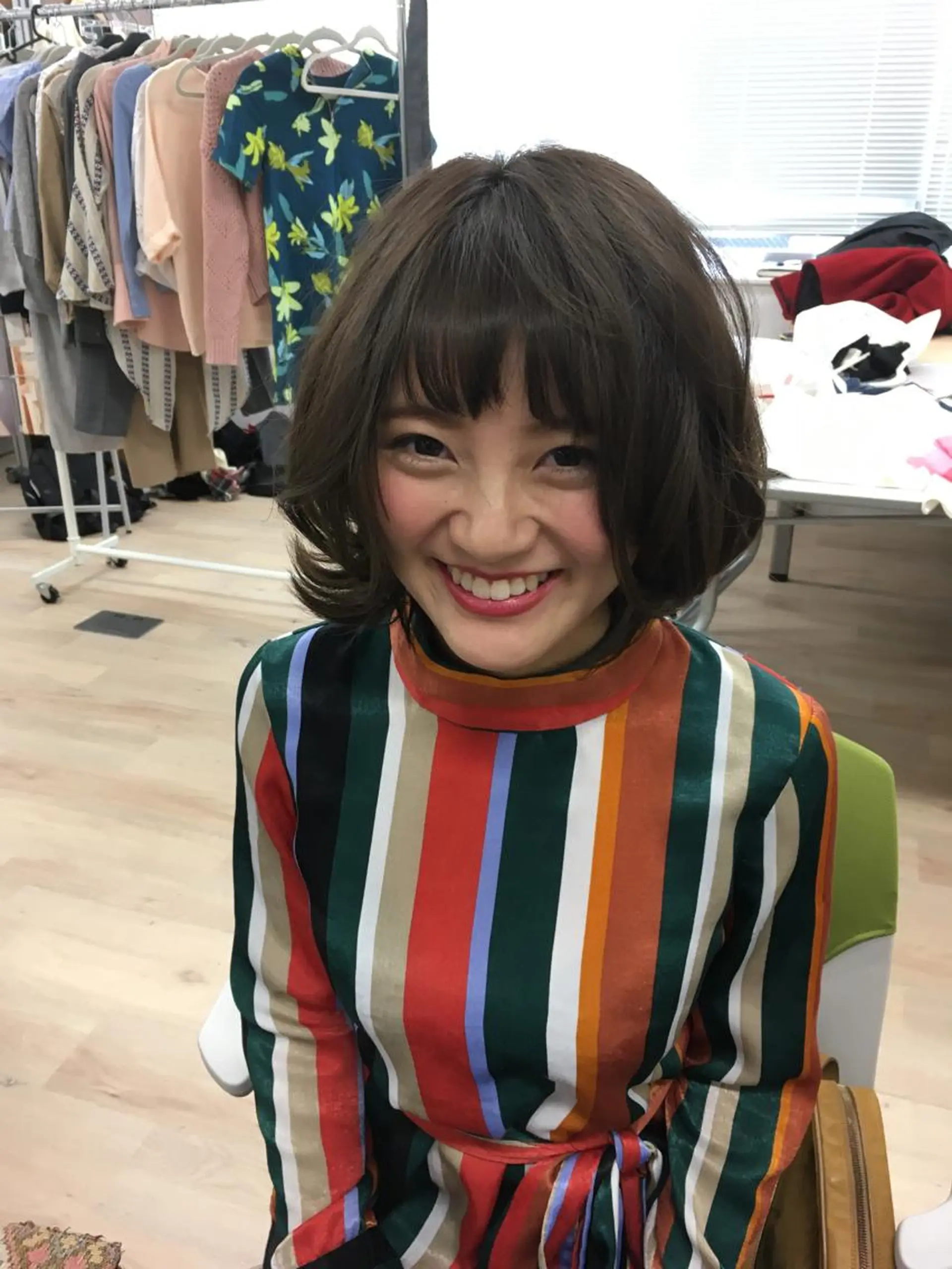 ミディアム カット ヘアカラー graxi'    グラシー所属・ブリーチ/ハイトーン SERINAのヘアスタイル