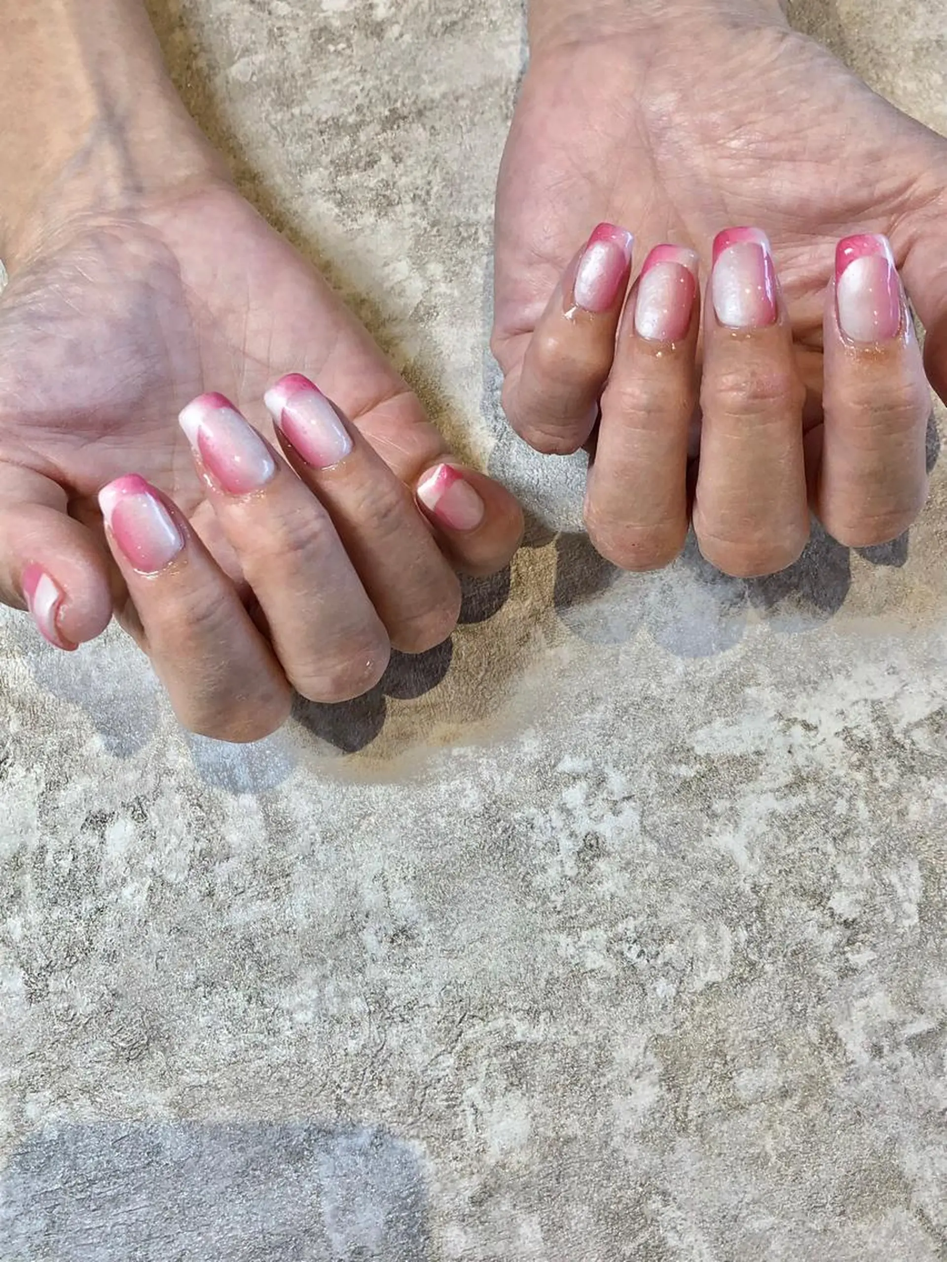 ネイル フレンチネイル オンブレフレンチ MICO nail arts所属・MICO nail artsのネイルデザイン