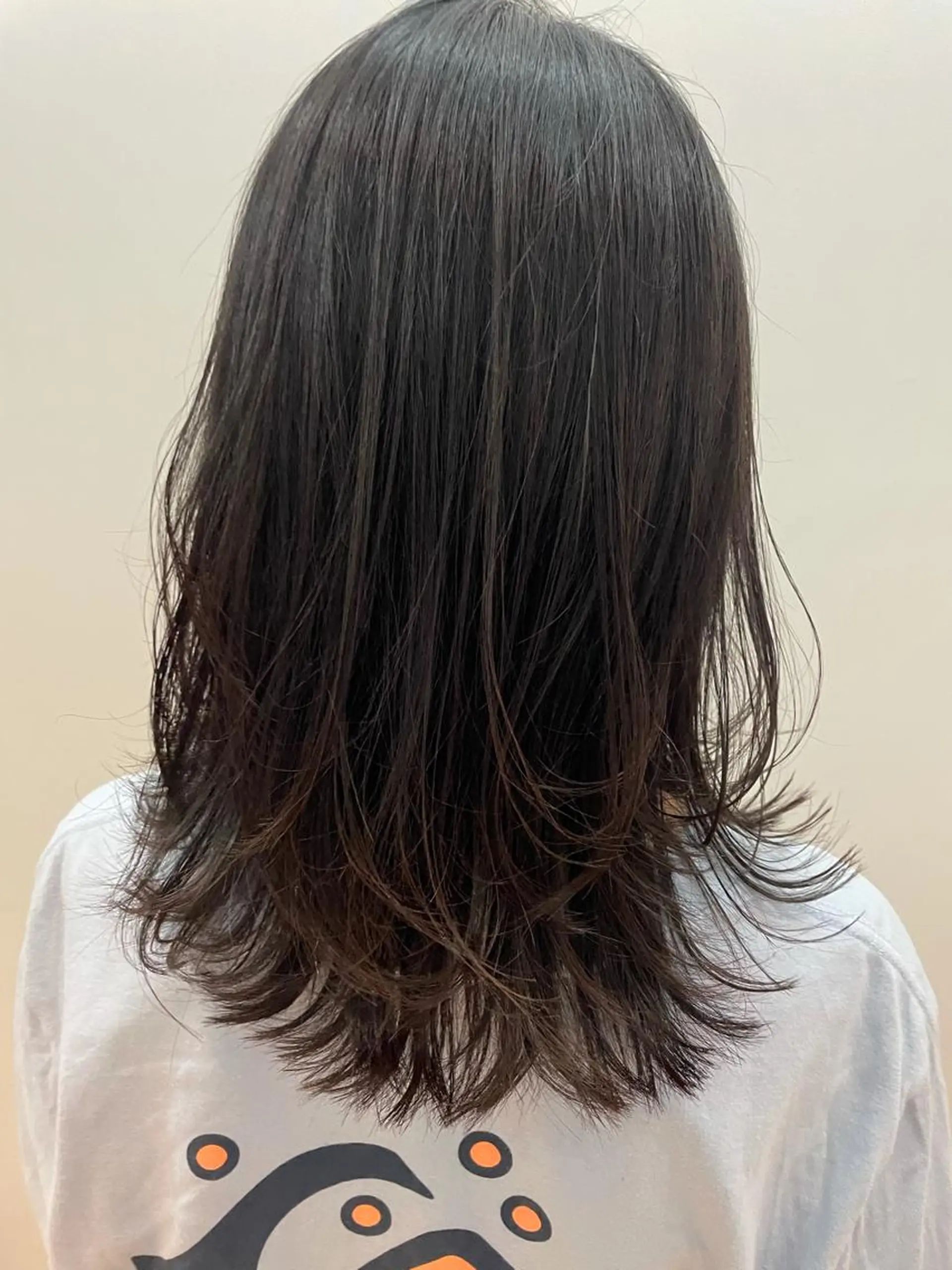 ミディアム レイヤーカット One By The Ect所属・ショート/脱白髪染め ☆宇﨑悠実のヘアスタイル