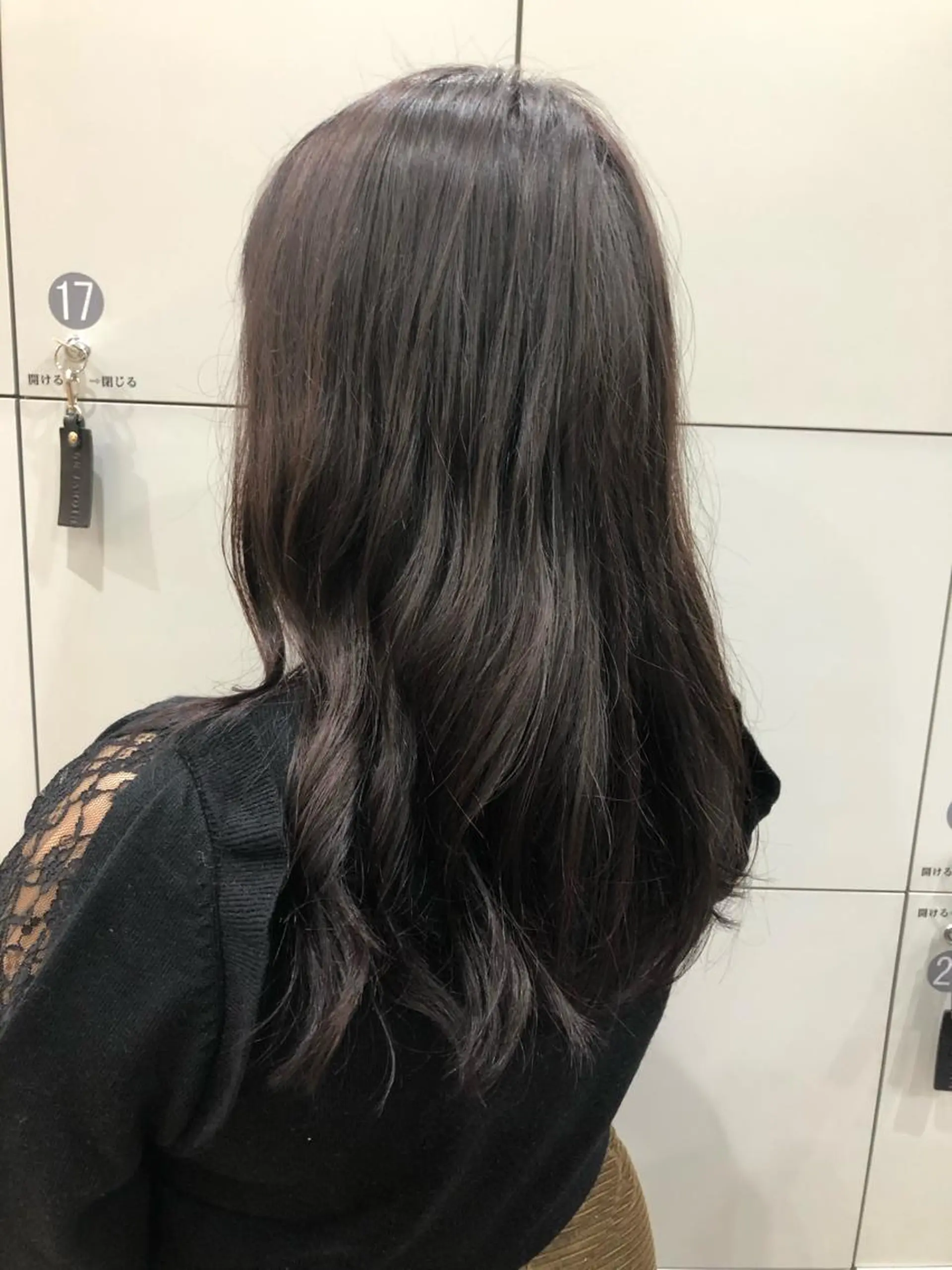セミロング カラー 小野 遥南のヘアスタイル