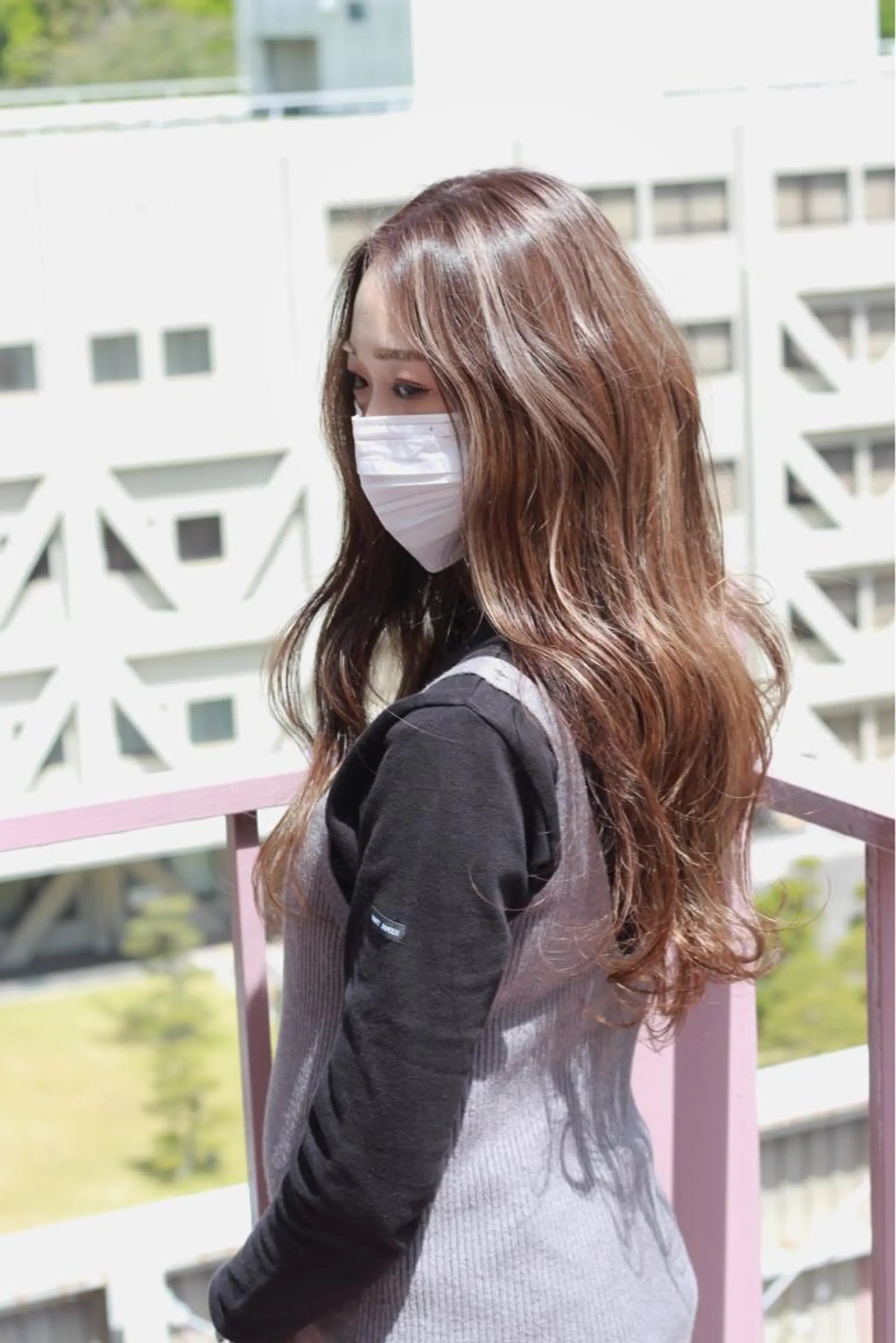 ロング カラー ハイライトカラー ハイライト ヘアカラー Viage （ビアージュ）のヘアスタイル