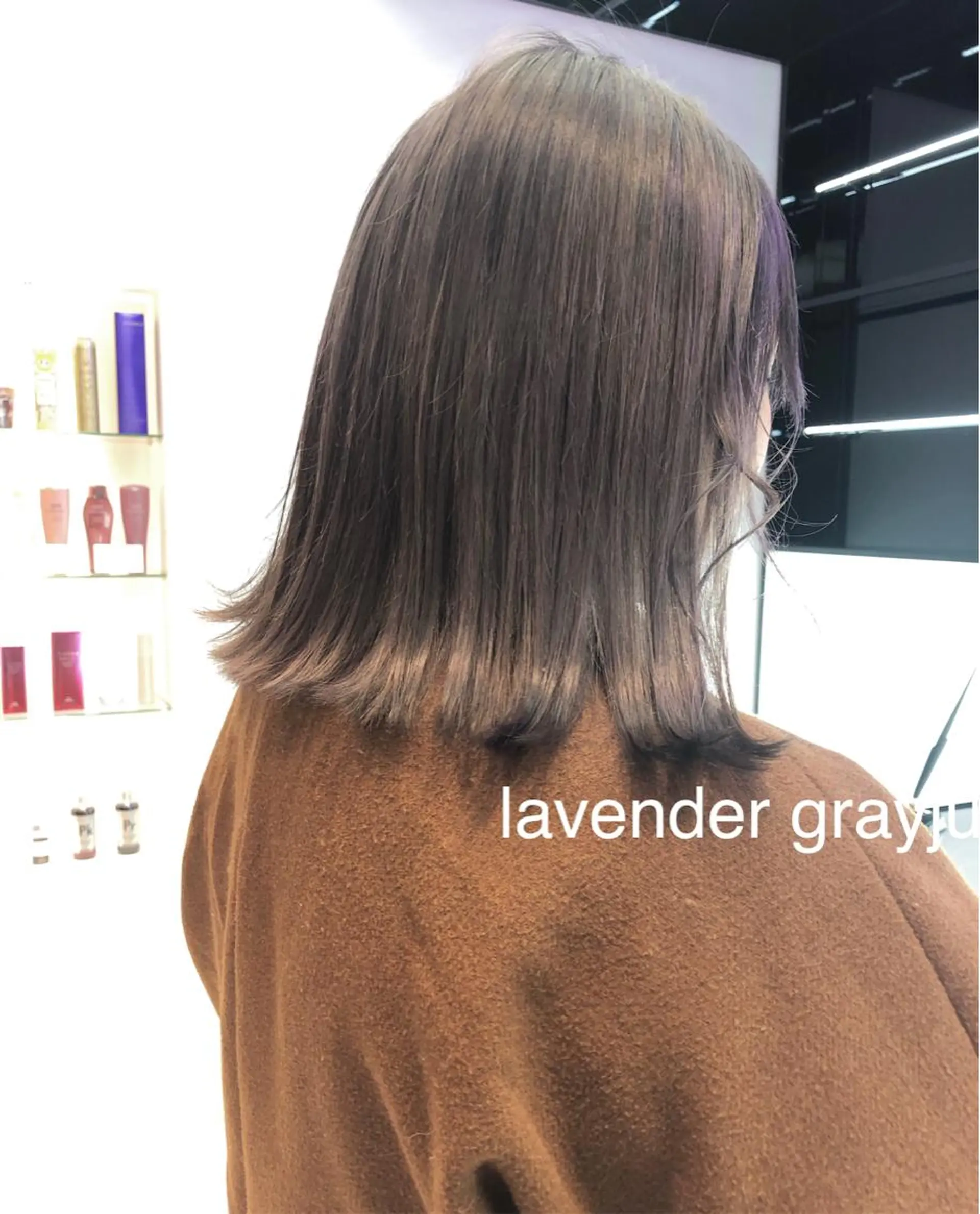 ミディアム カラー ベージュカラー ブリーチ ラベンダーカラー ラベンダーグレー ヘアカラー keen吉祥寺所属・相川 愛実のヘアスタイル