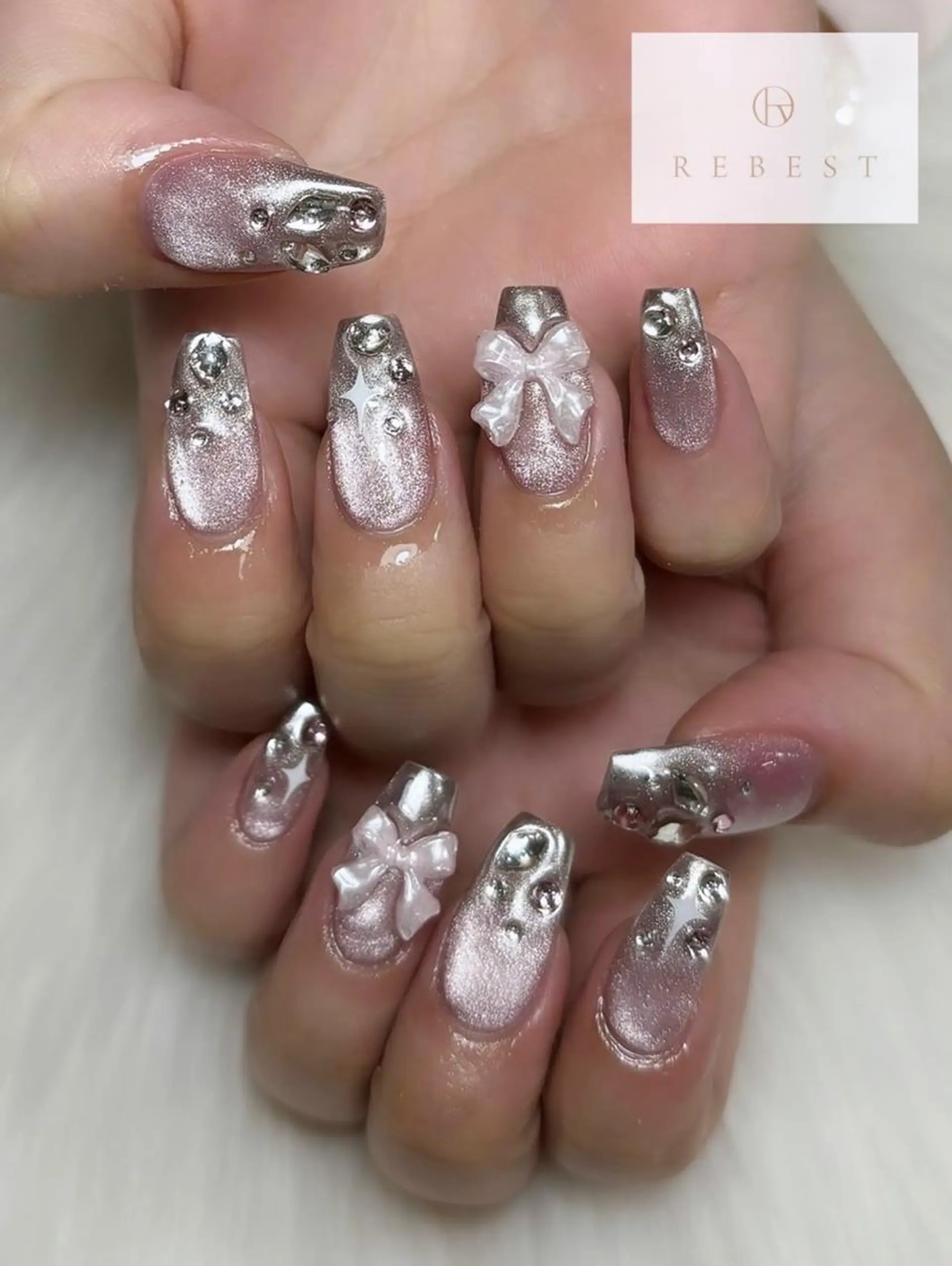 ネイル ハンドネイル ❤️💛🩵京橋 痛ネイル⭐️3Dのネイルデザイン