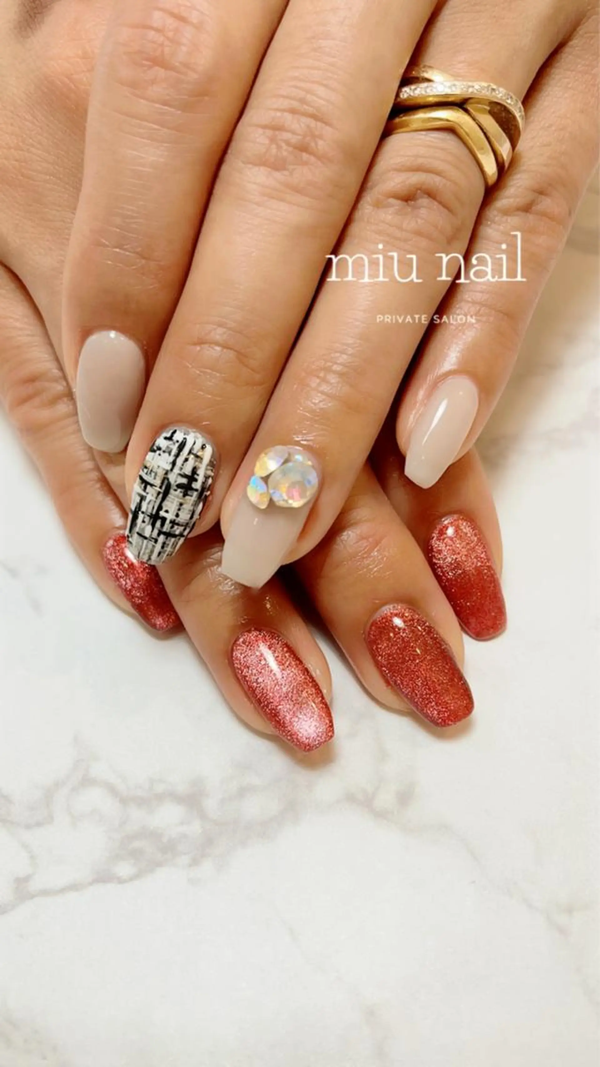 ネイル 杉本 孝美のネイルデザイン