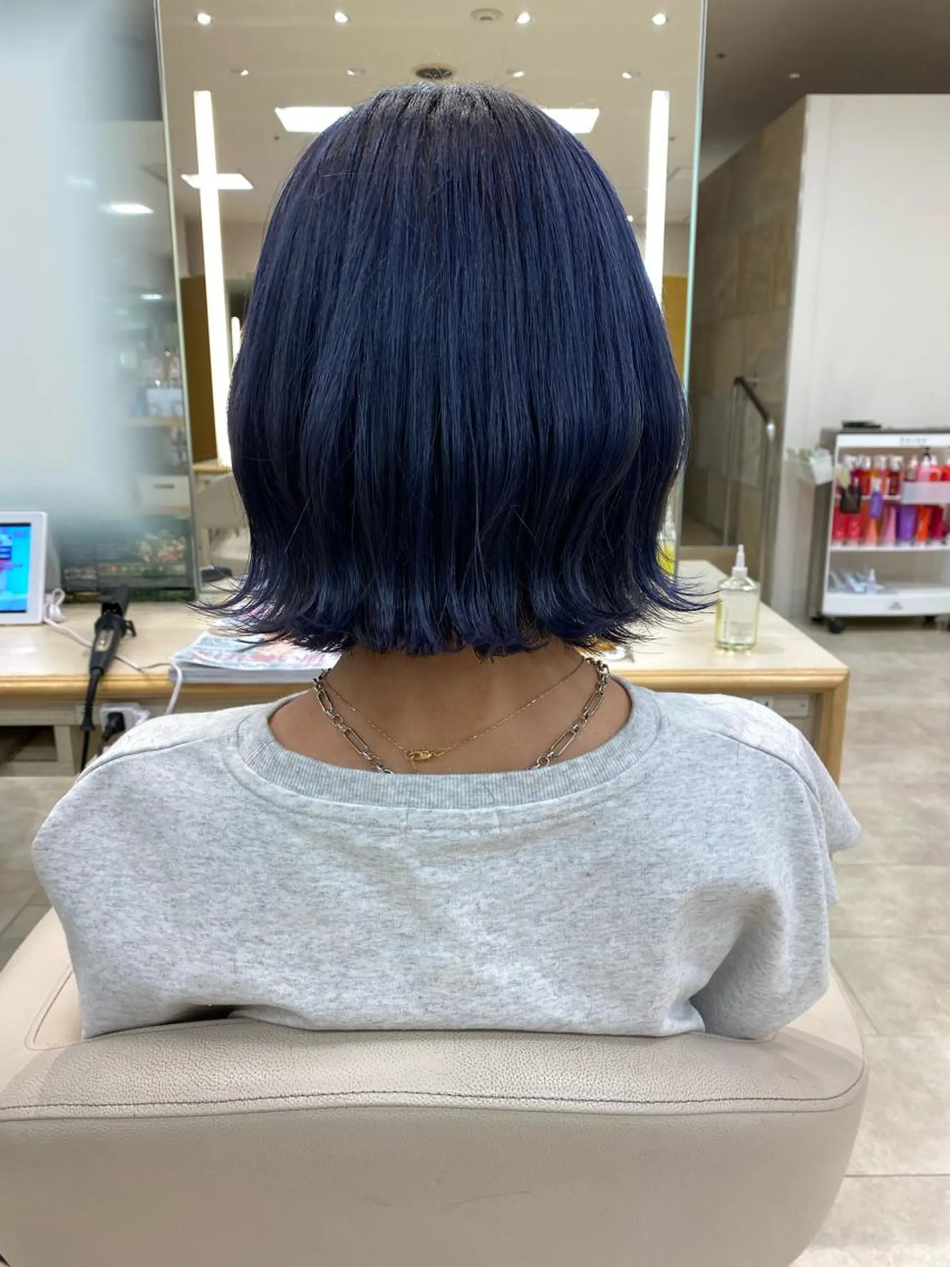 ショート カラー ハイトーン/ウルフ /レイヤー/坂野幸伸のヘアスタイル