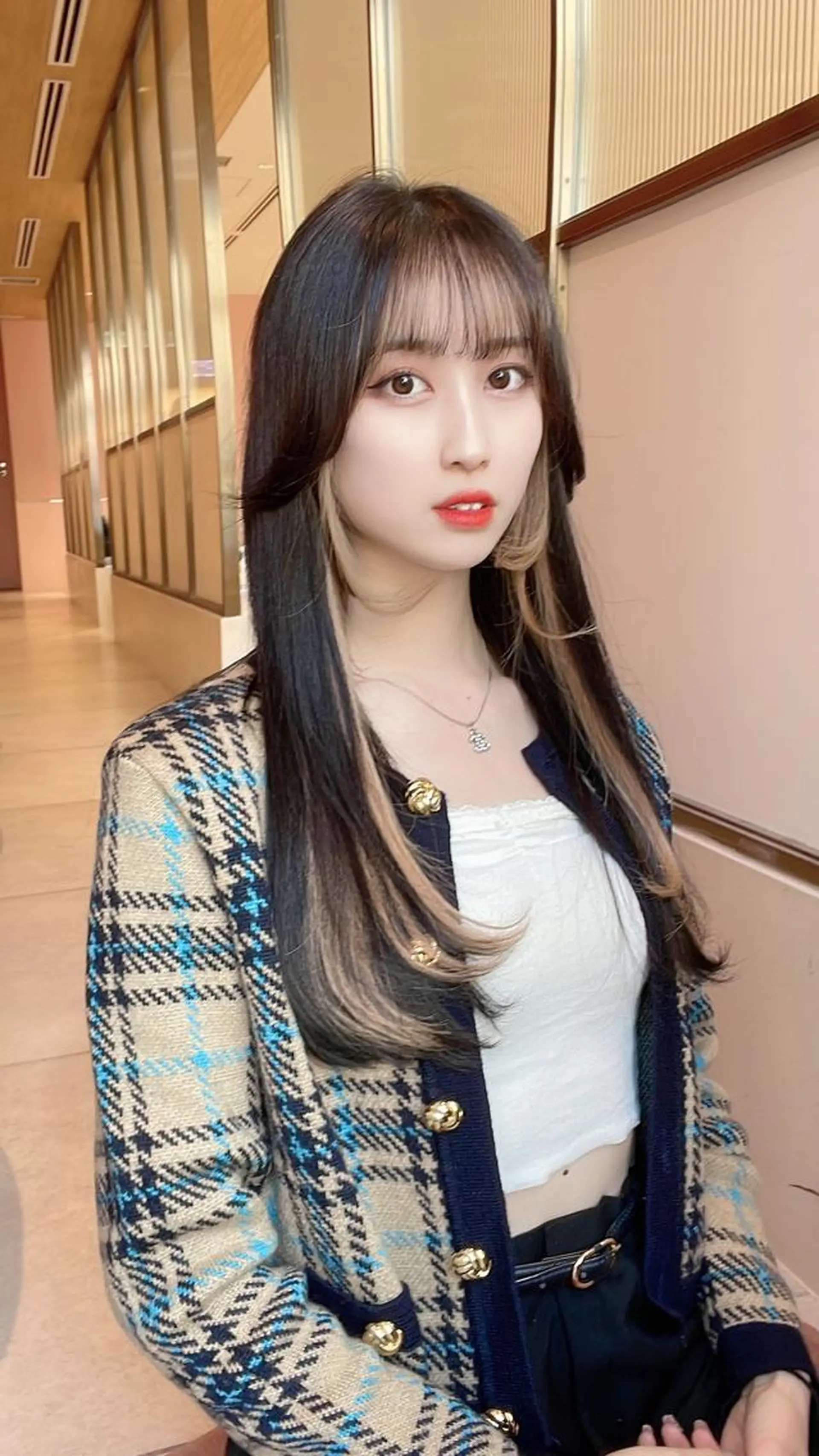 ロング 顔周りカット ヨシンモリ 韓国風ヘア レイヤーカット 似合わせカット カット トリートメント 顔周り特化/韓国ヘア /レイヤー/吉野幸大のヘアスタイル