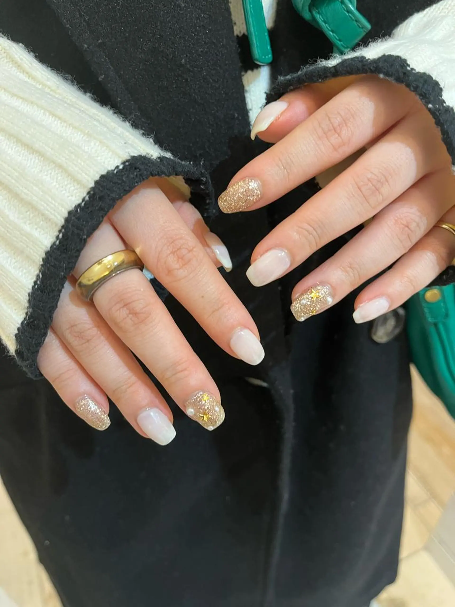 ネイル ハンドネイル Momone ／渋谷／パラジェルのネイルデザイン