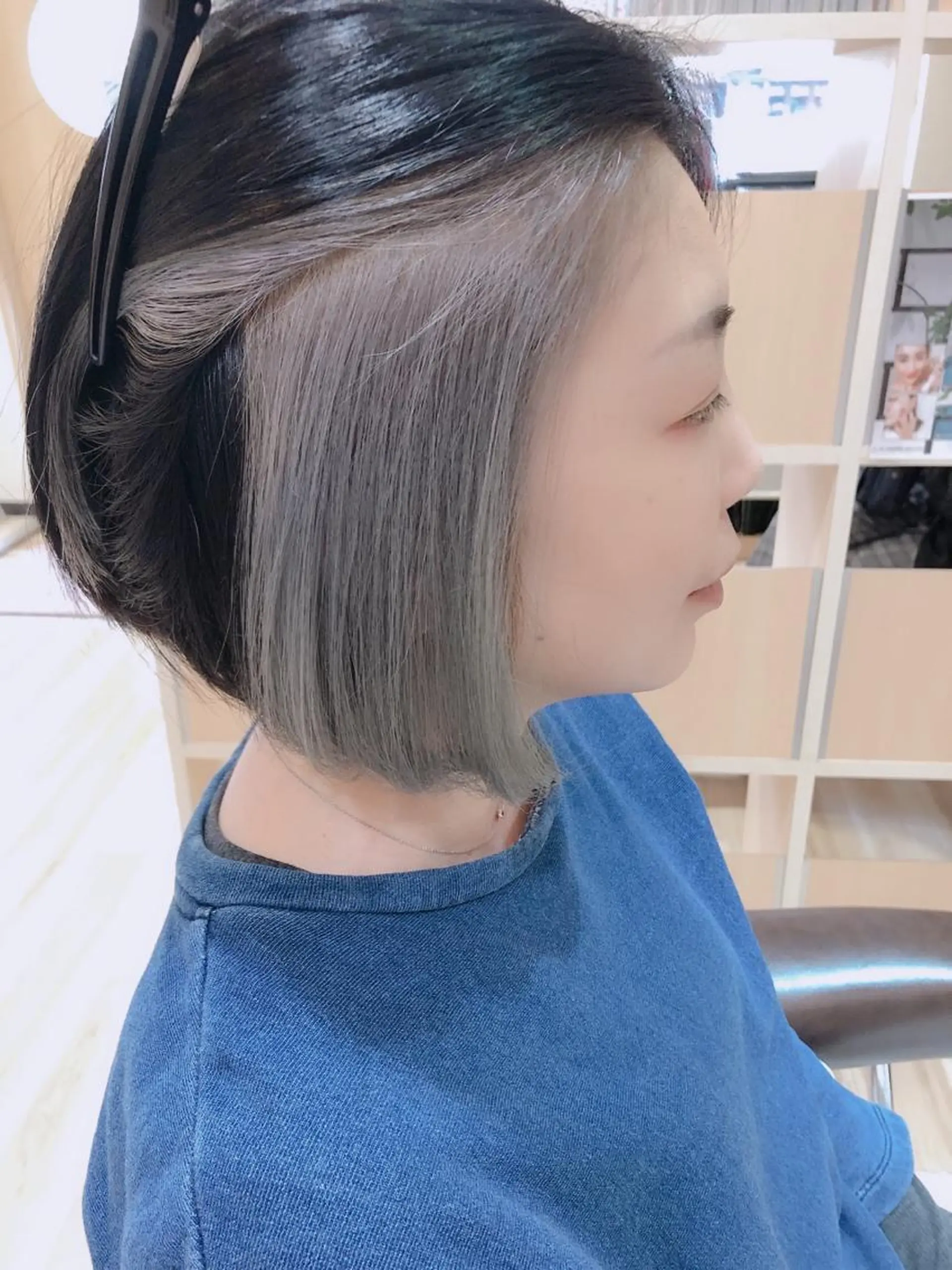 ショート カラー 🌈派手髪ハイトーン 🌈鈴木亮太🌈のヘアスタイル