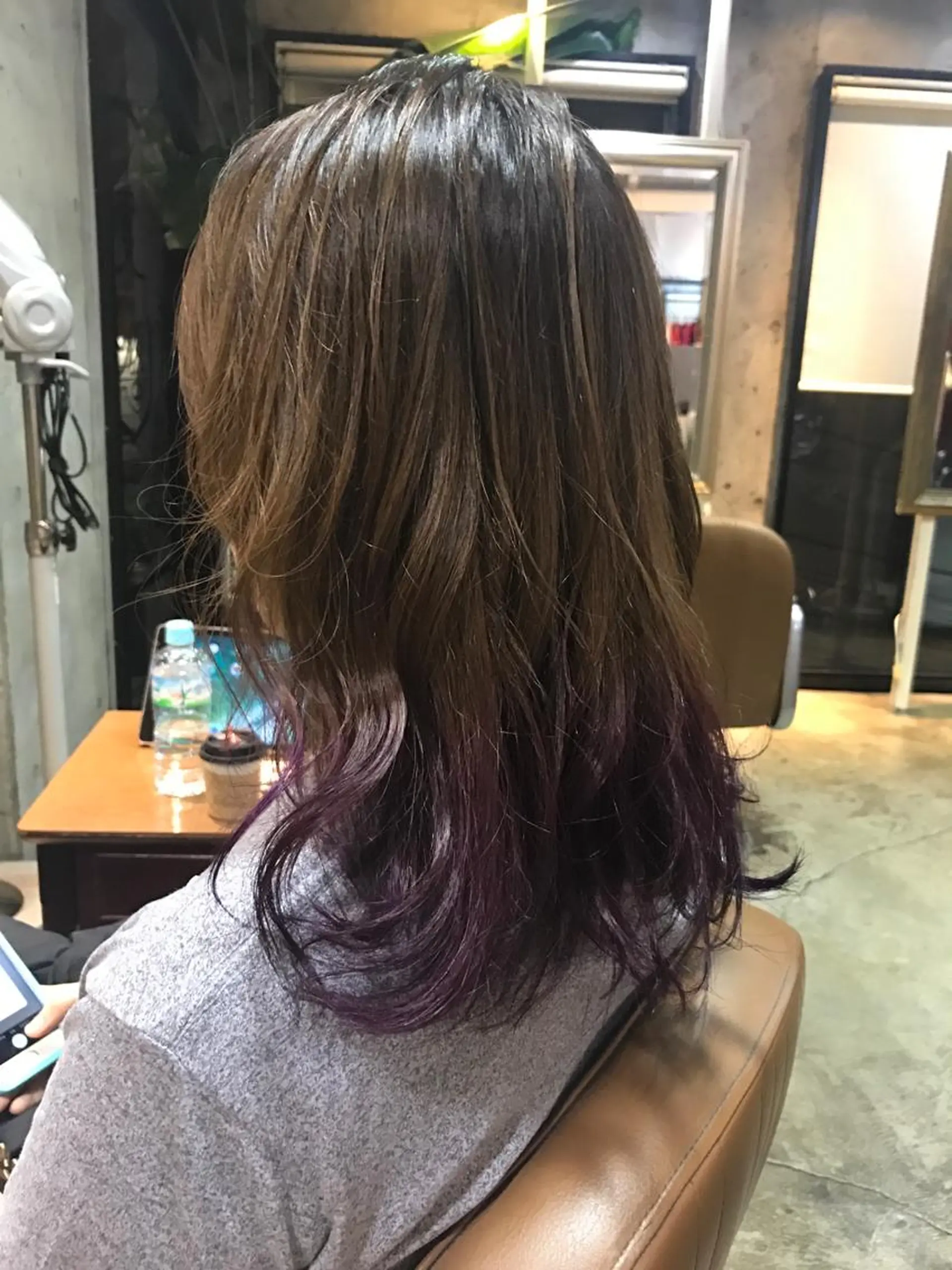 ミディアム カラー パーマ ヘアアレンジ メンズ キッズ ネイル マツエク・マツパ パープルカラー パープル サロンドミルク 原宿のヘアスタイル