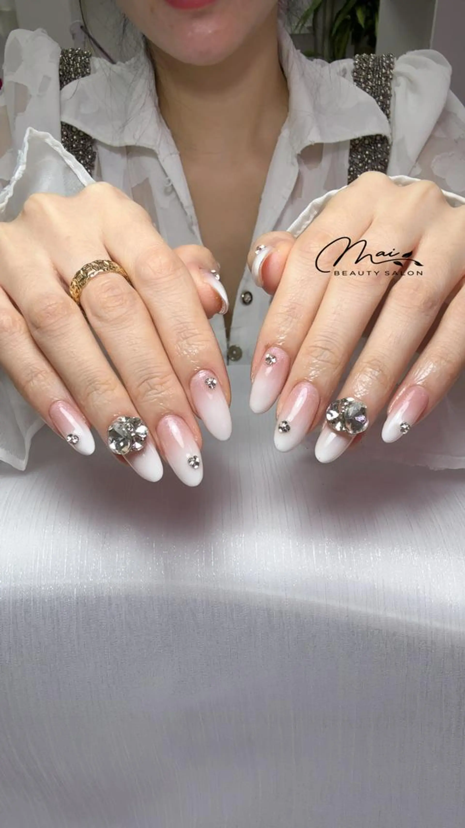 ネイル オーロラネイル チークネイル 長さ出し フラッシュネイル フットネイル MaiBeauty マイ マイのネイルデザイン