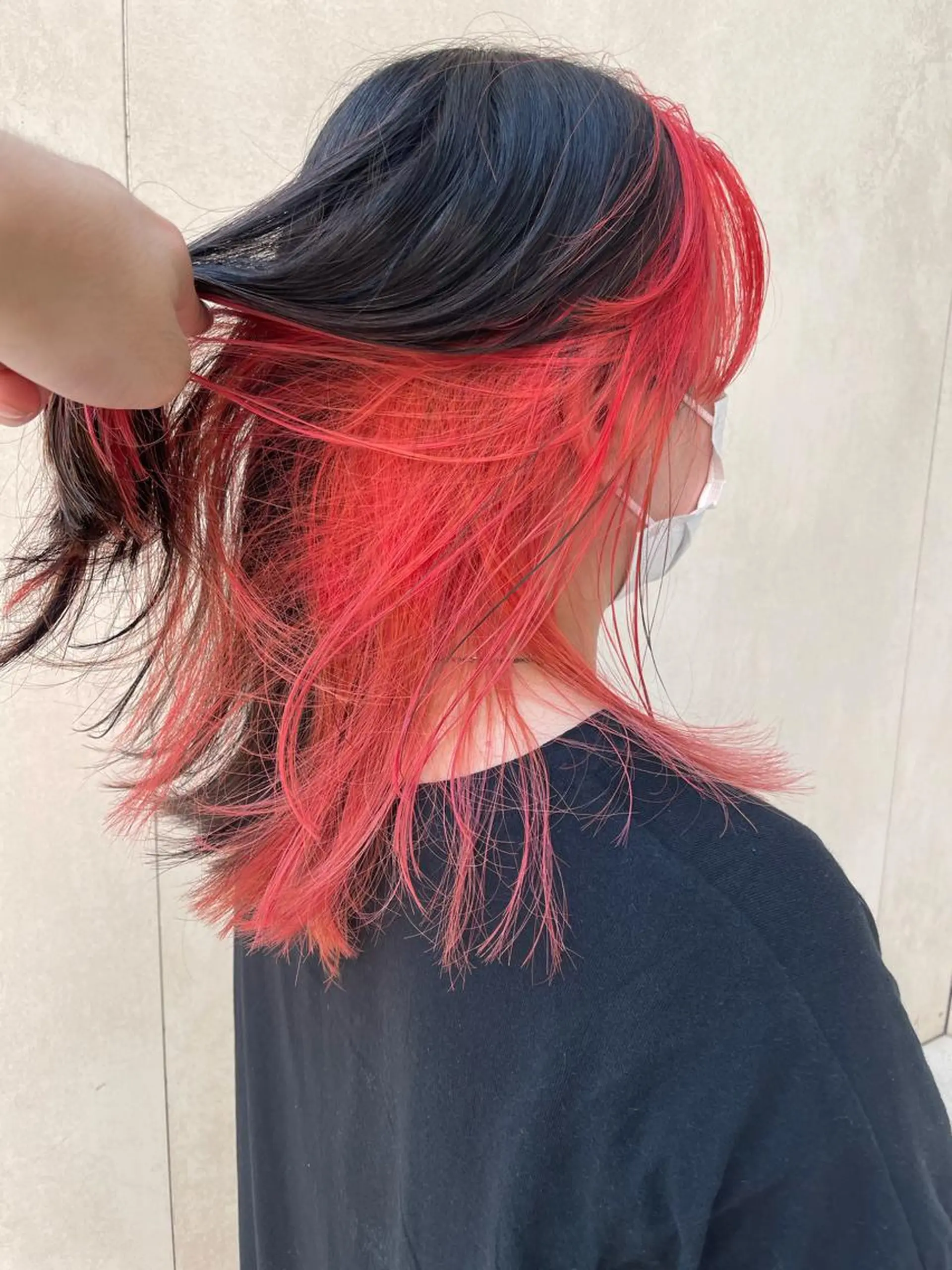 ミディアム カラー ケアブリーチ/ エクステ/レイヤーのヘアスタイル