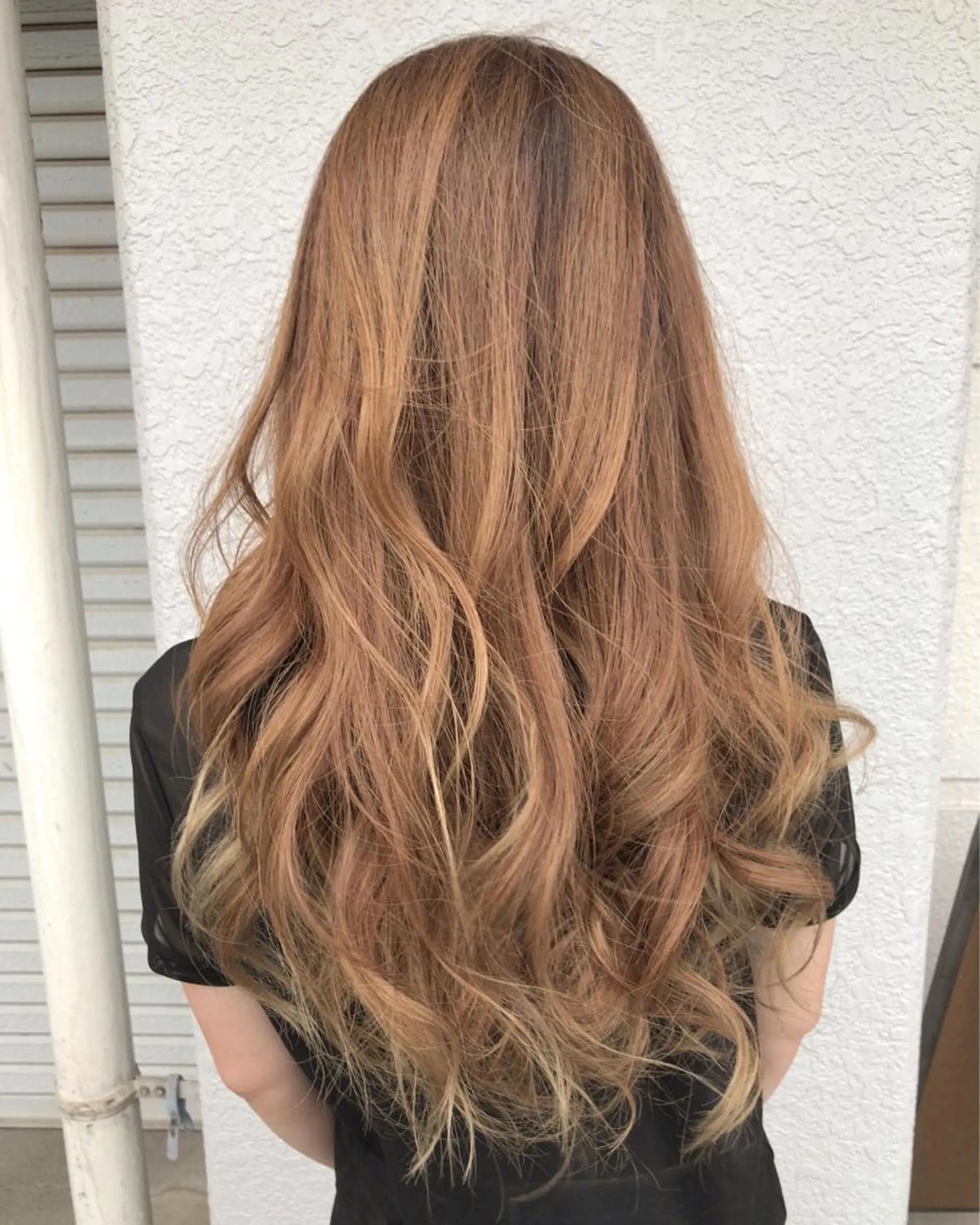 ロング カラー レイヤーカット匠 イソザキノリユキのヘアスタイル