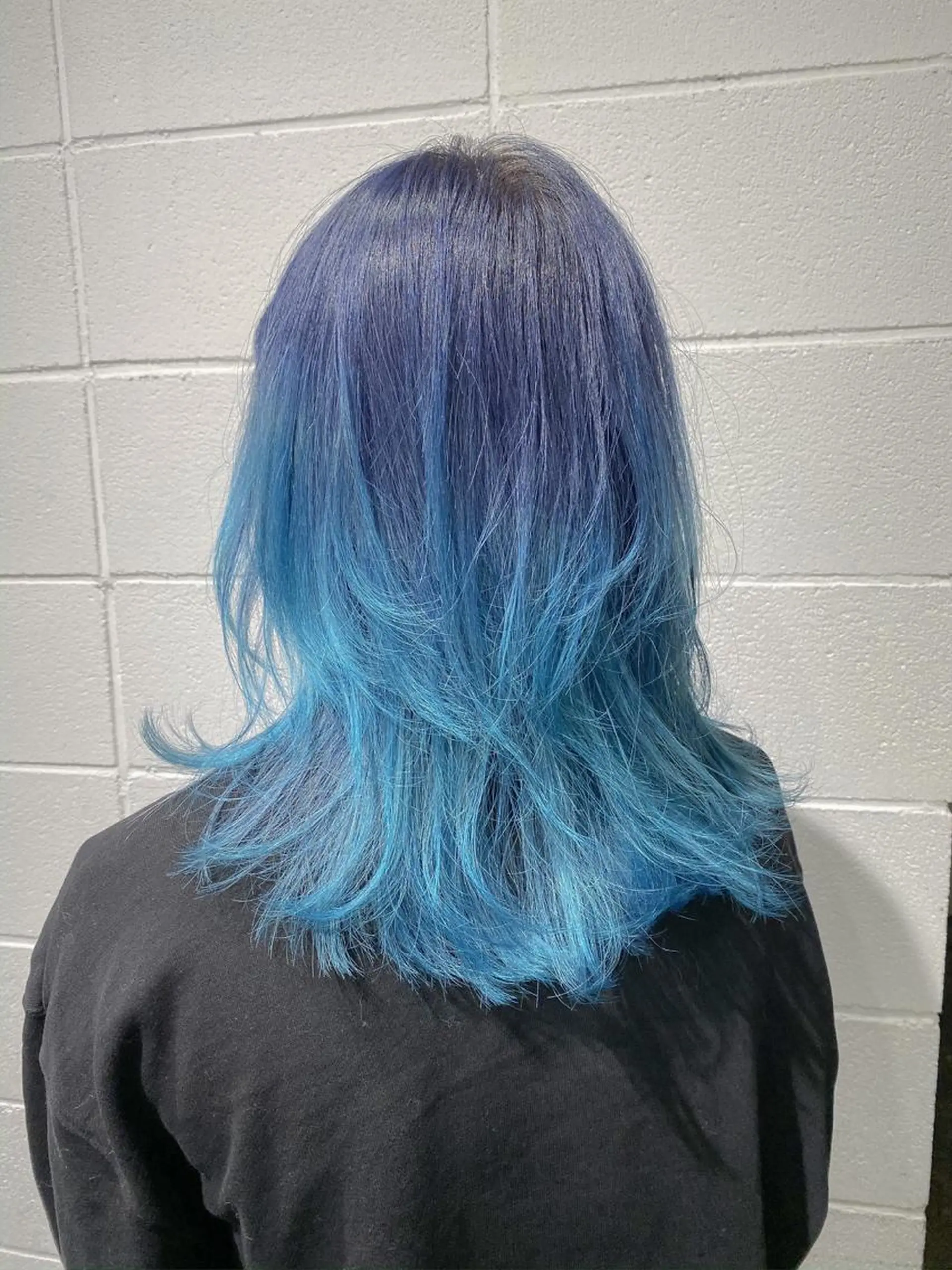 セミロング カラー ハイトーンカラー ⭐️NAZUNAのヘアスタイル