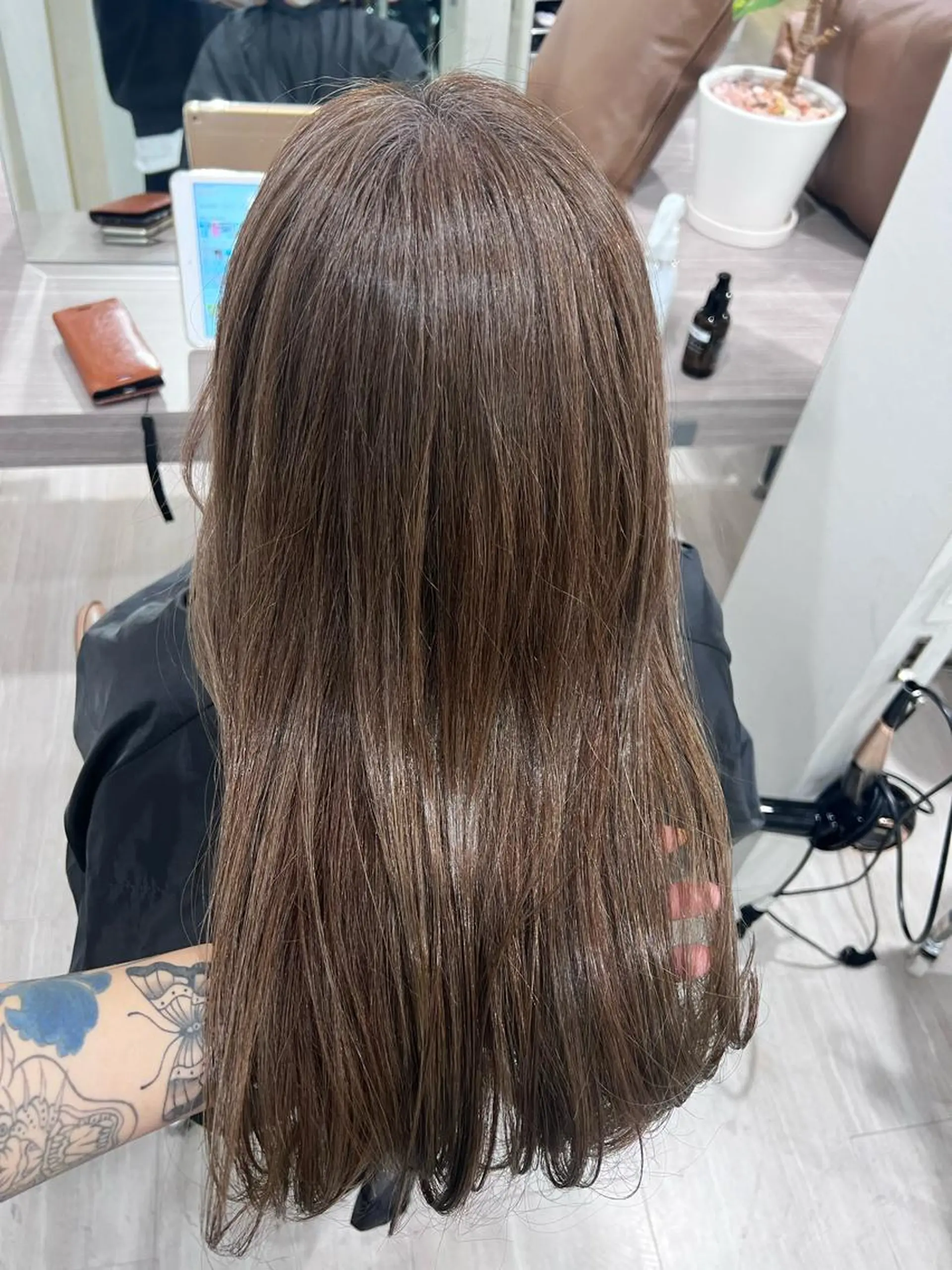 セミロング カラー 垢抜けのプロ🪄 honoのヘアスタイル