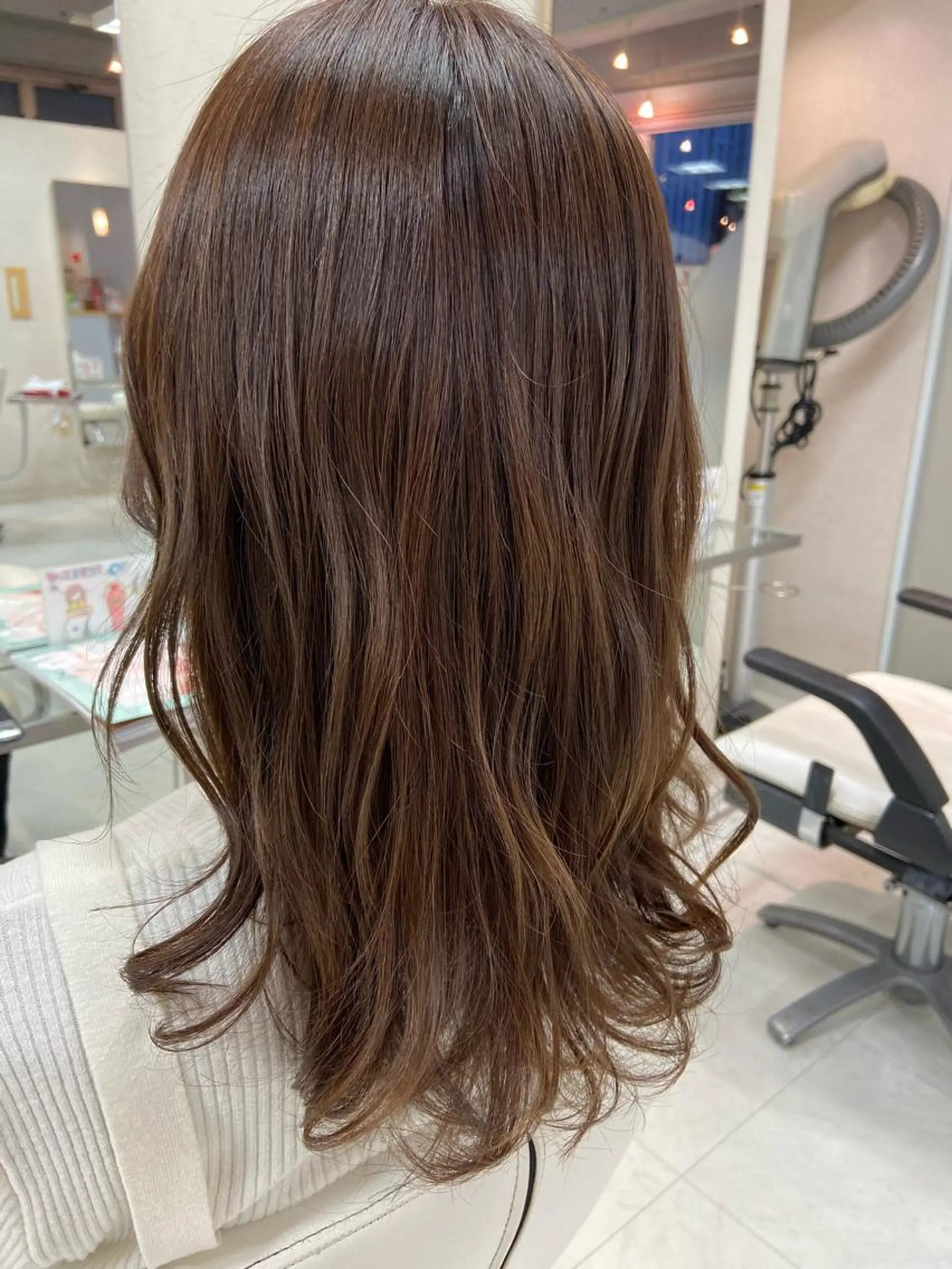 セミロング カラー 透明感カラー ラベンダーカラー カット ヘアカラー トリートメント 菊地 美憂のヘアスタイル