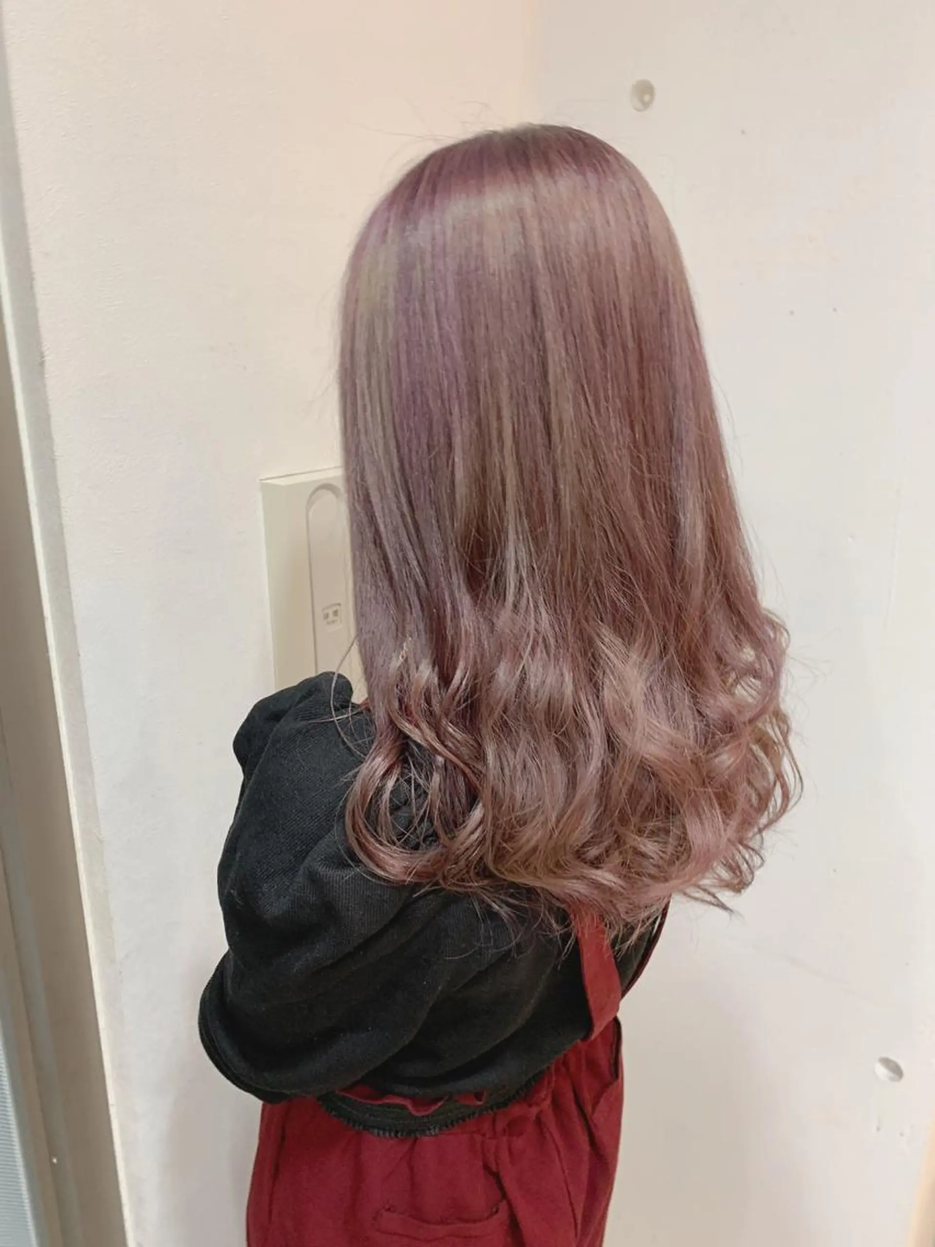 ロング カラー パーマ ヘアアレンジ カット ヘアカラー トリートメント 白髪ぼかしハイライト 柳川拓哉のヘアスタイル