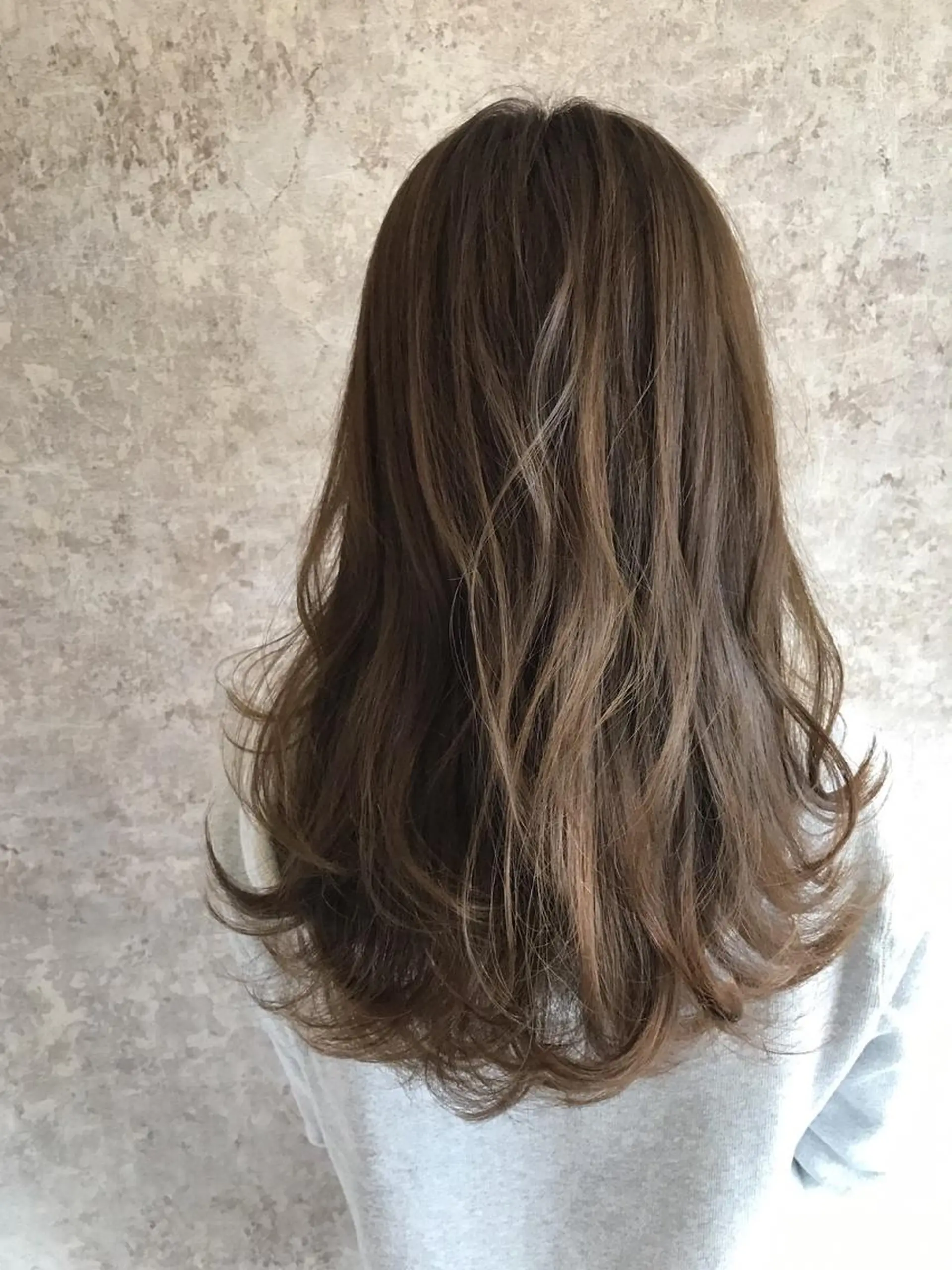 カラー due hair 京都駅前店 MILBON オージュア認定サロン【デューヘアー】所属・ハイトーンブリーチ 土坂　由志【京都】のヘアスタイル