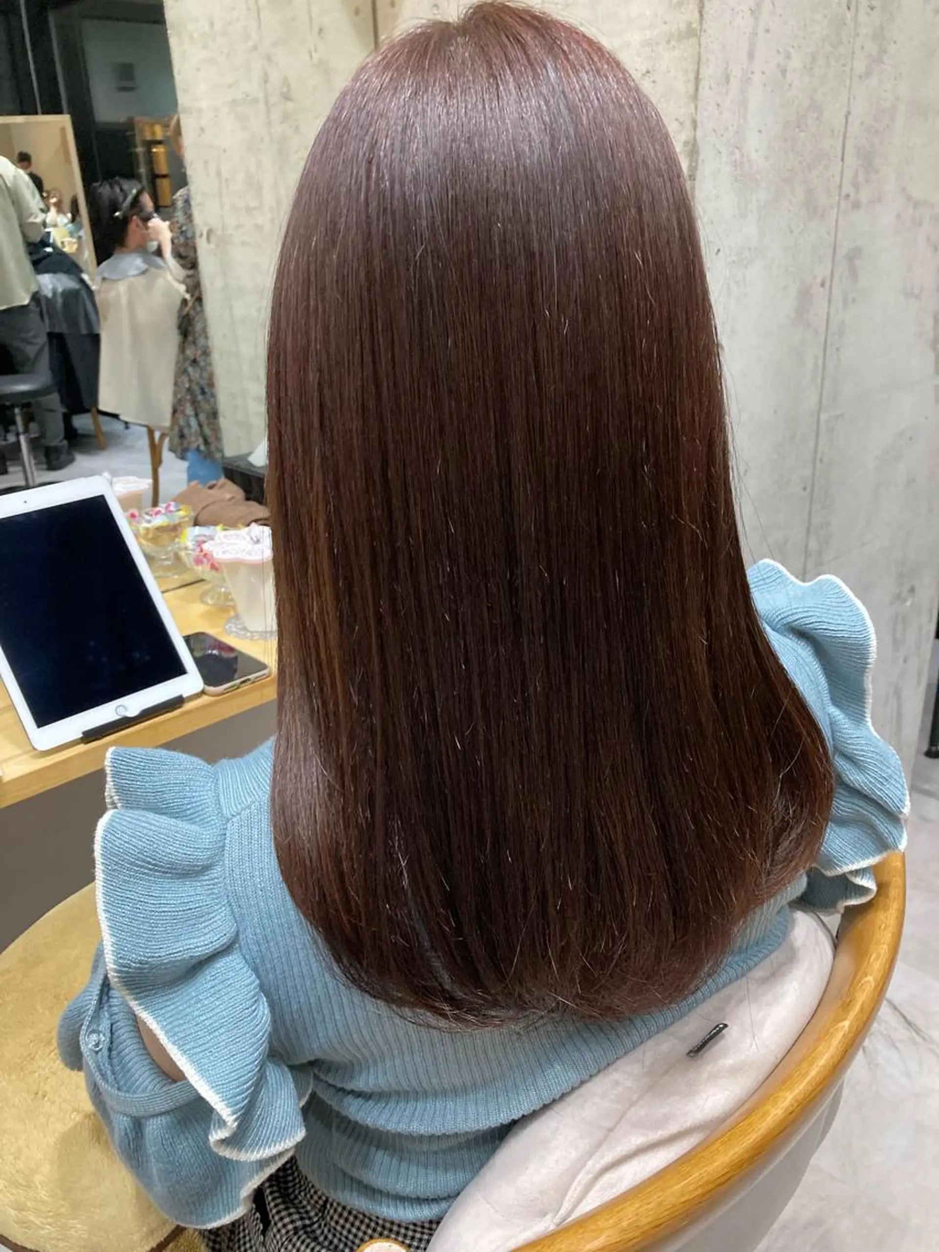 セミロング カット ヘアカラー トリートメント ✨色持ちの良い艶 カラー✨蟹江真世のヘアスタイル