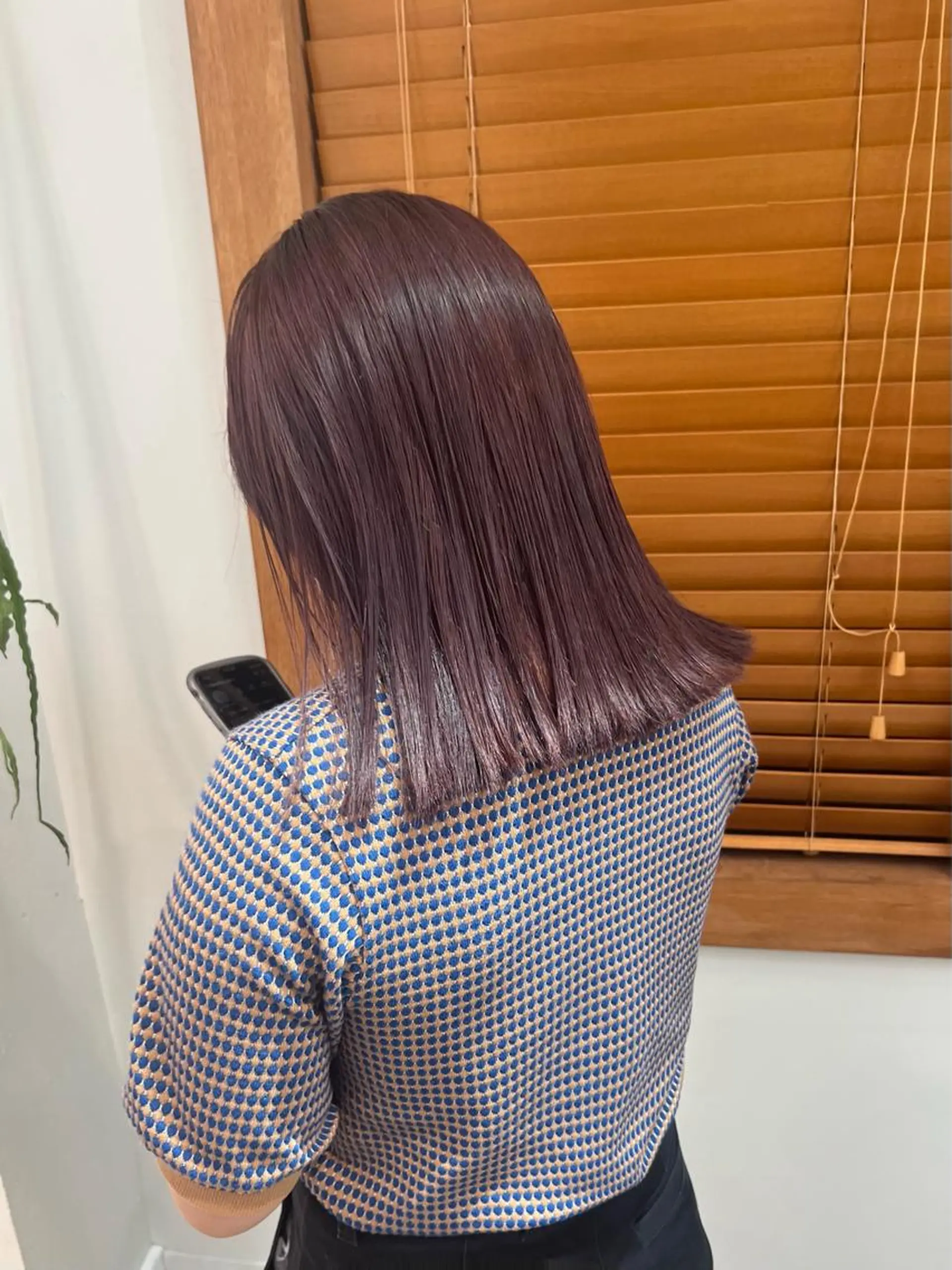 カラー ブリーチ ラベンダーカラー ピンクカラー ピンクラベンダー aiko【艶カラー ・ミニモ年内で終了】のヘアスタイル