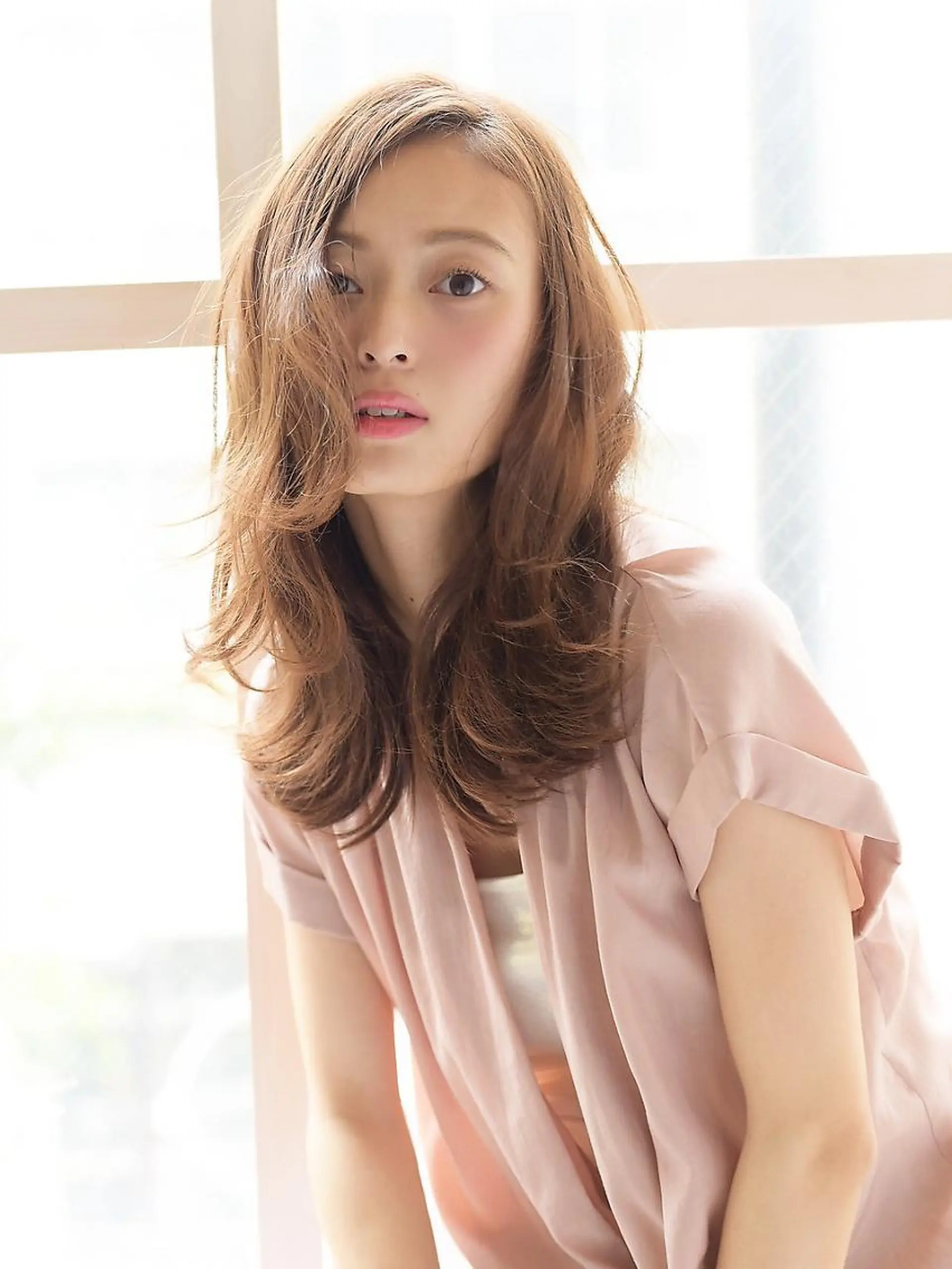 ミディアム マーブル東京 三軒茶屋 美容室のヘアスタイル