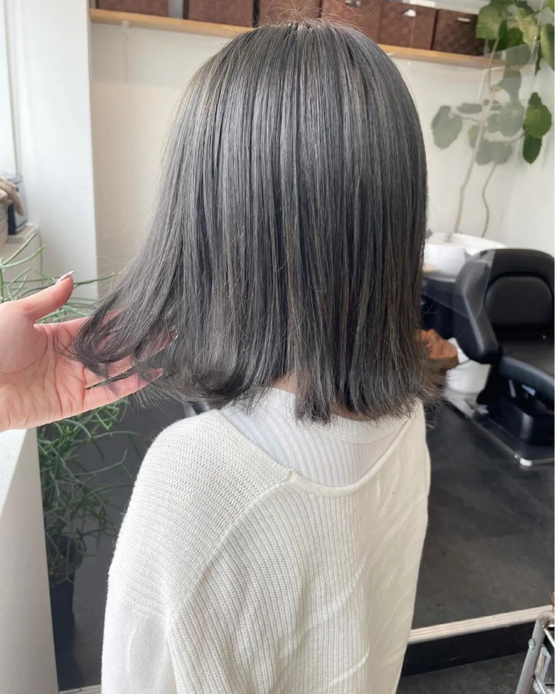 ミディアム カラー ベージュカラー オリーブベージュ JIL BLAN 京都所属・RU RIのヘアスタイル