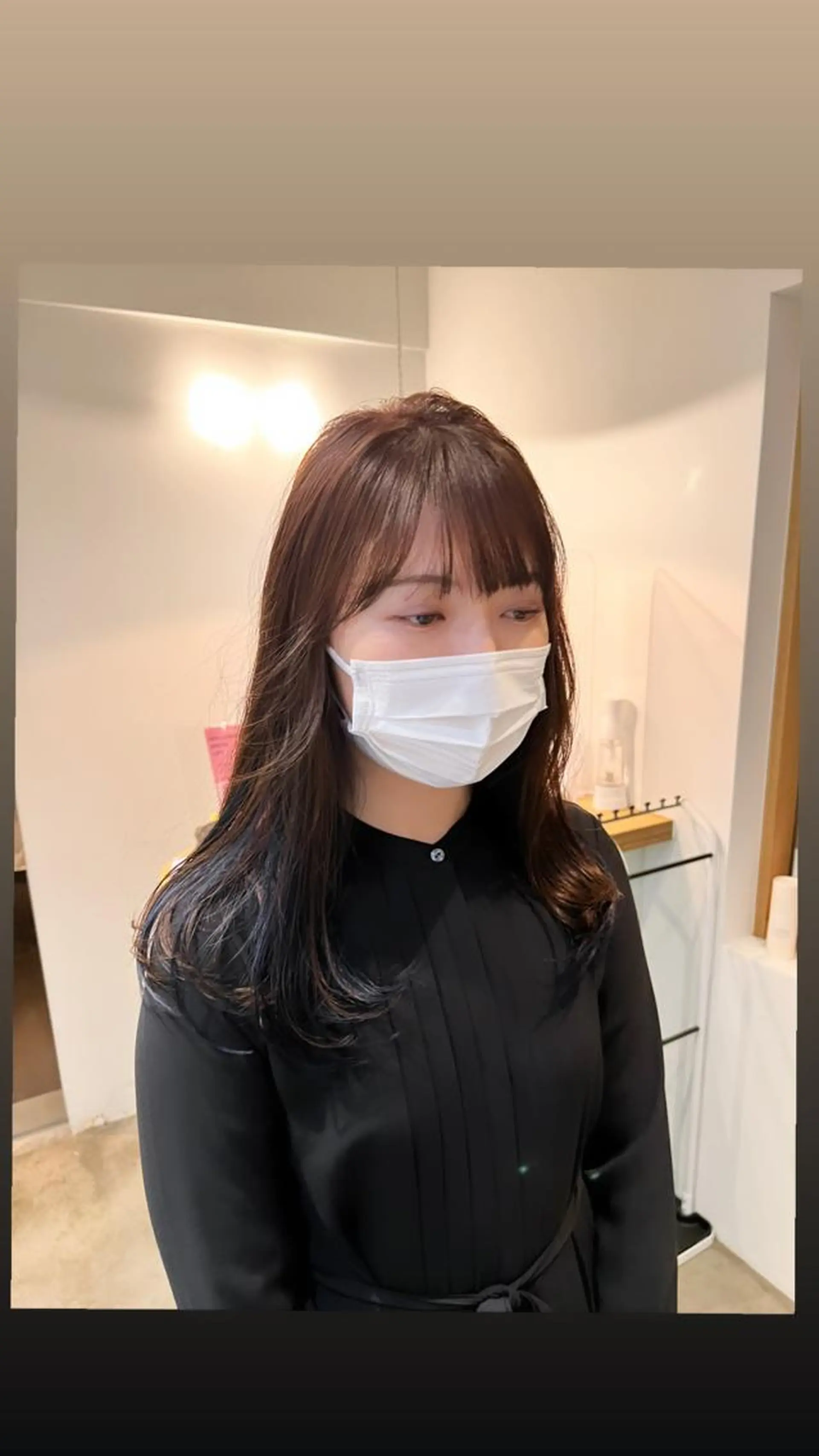 セミロング ミディアムパーマ /癖毛パーマのヘアスタイル