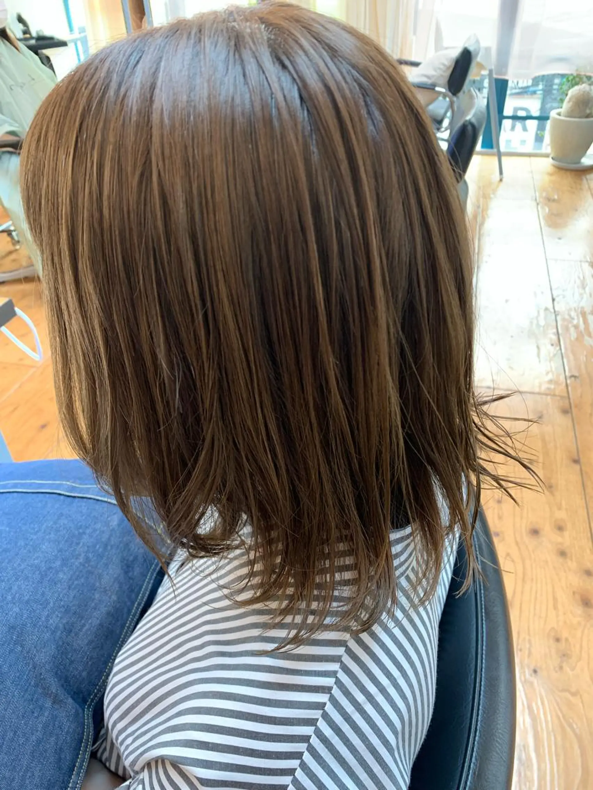 ミディアム アッシュ Lagom(ラゴム) なかだのヘアスタイル