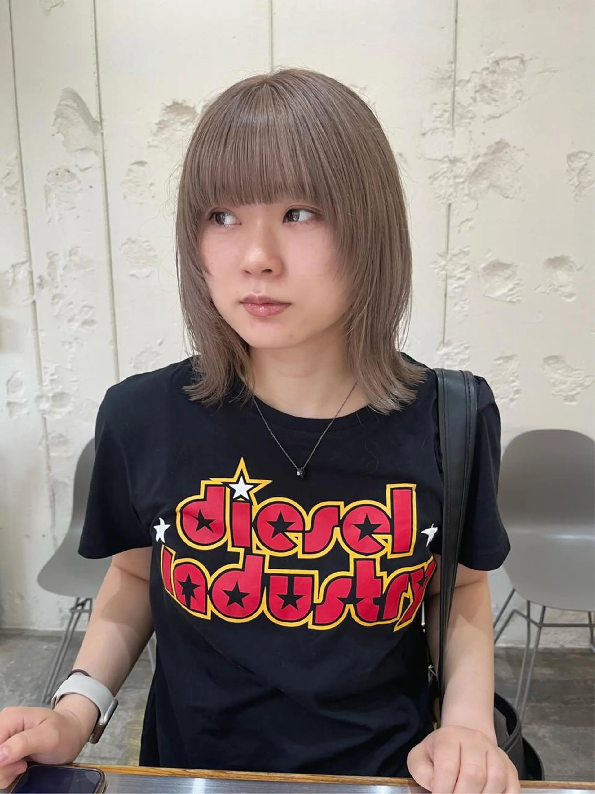 ミディアム カラー ヘアカラー トリートメント ハイトーン🦢 Natsumiのヘアスタイル