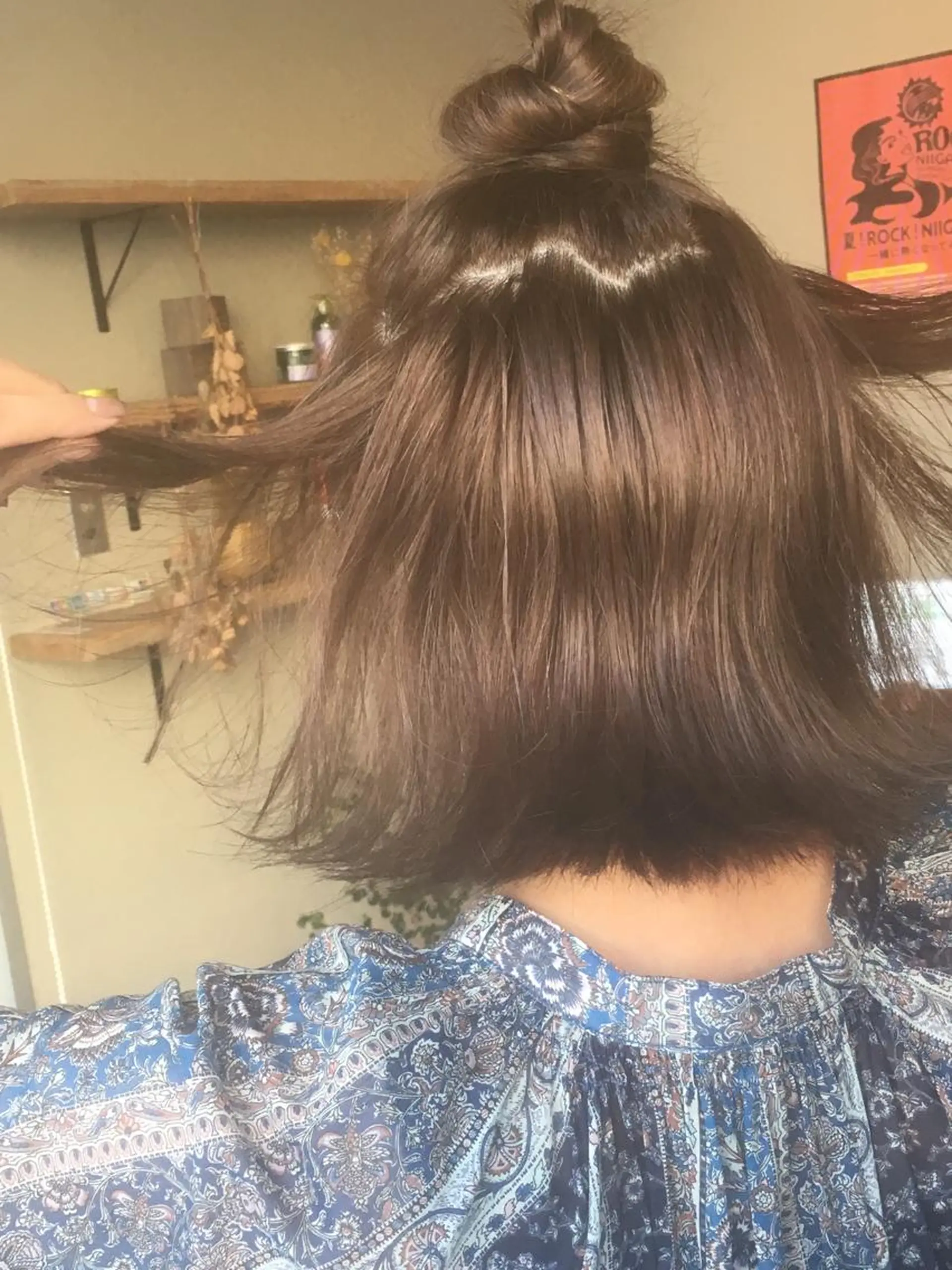 ミディアム mare所属・＊＊＊ natsumiのヘアスタイル