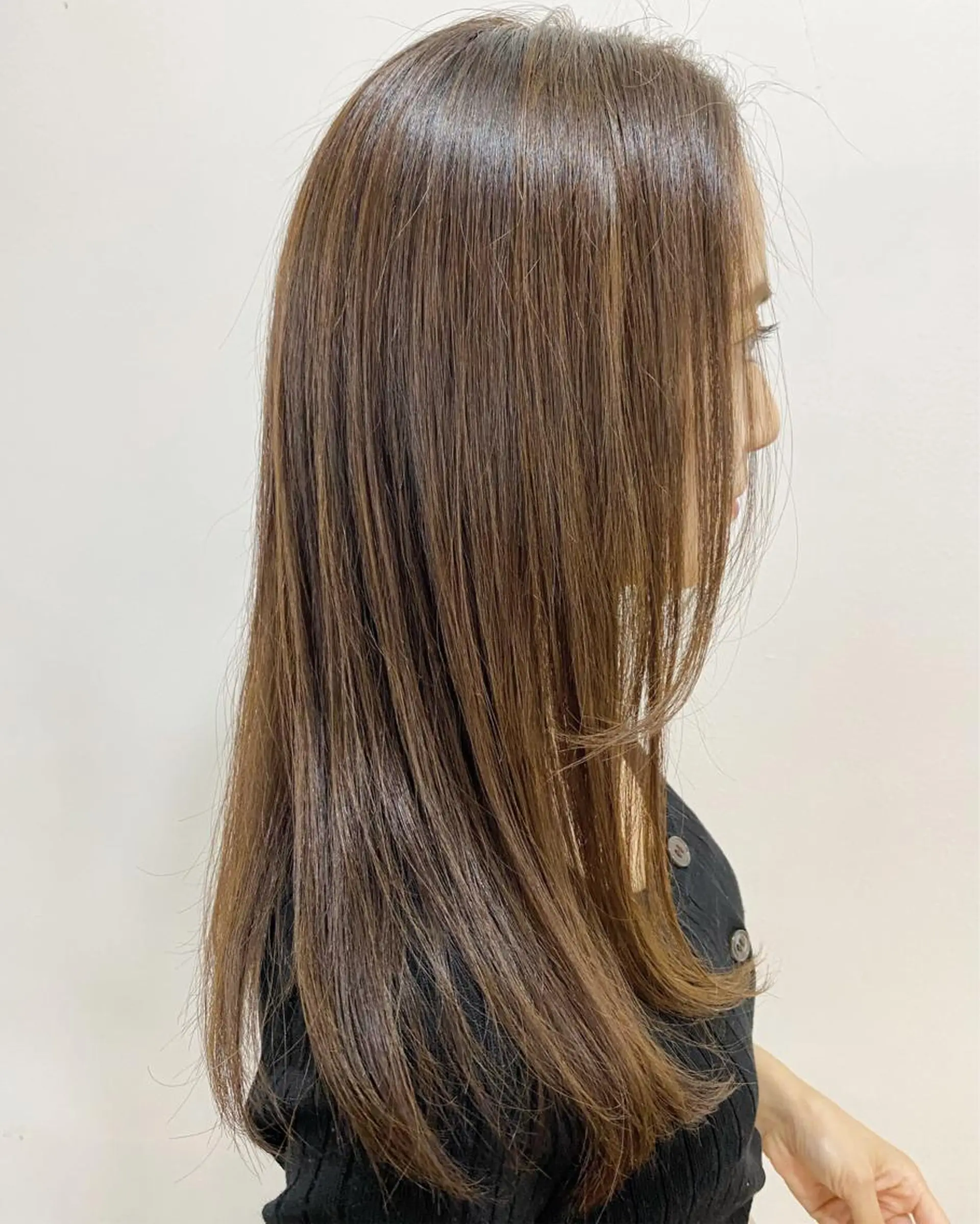 ロング カラー ベージュカラー ブルーカラー フラム所属・WATANABE MISAKIのヘアスタイル