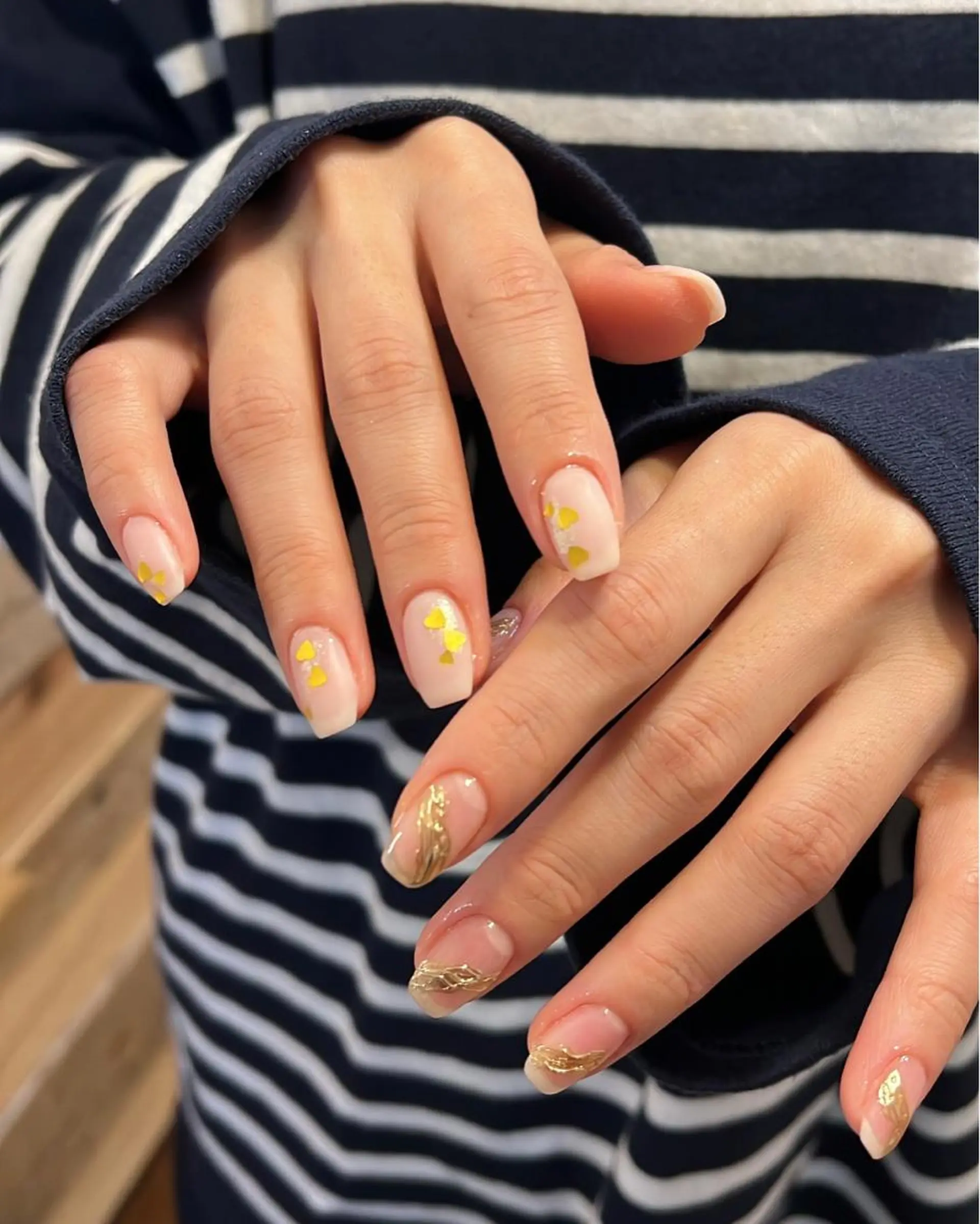 ネイル ハンドネイル フットネイル ハンドケア Nes.Nail所属・Miyagi Asamiのネイルデザイン