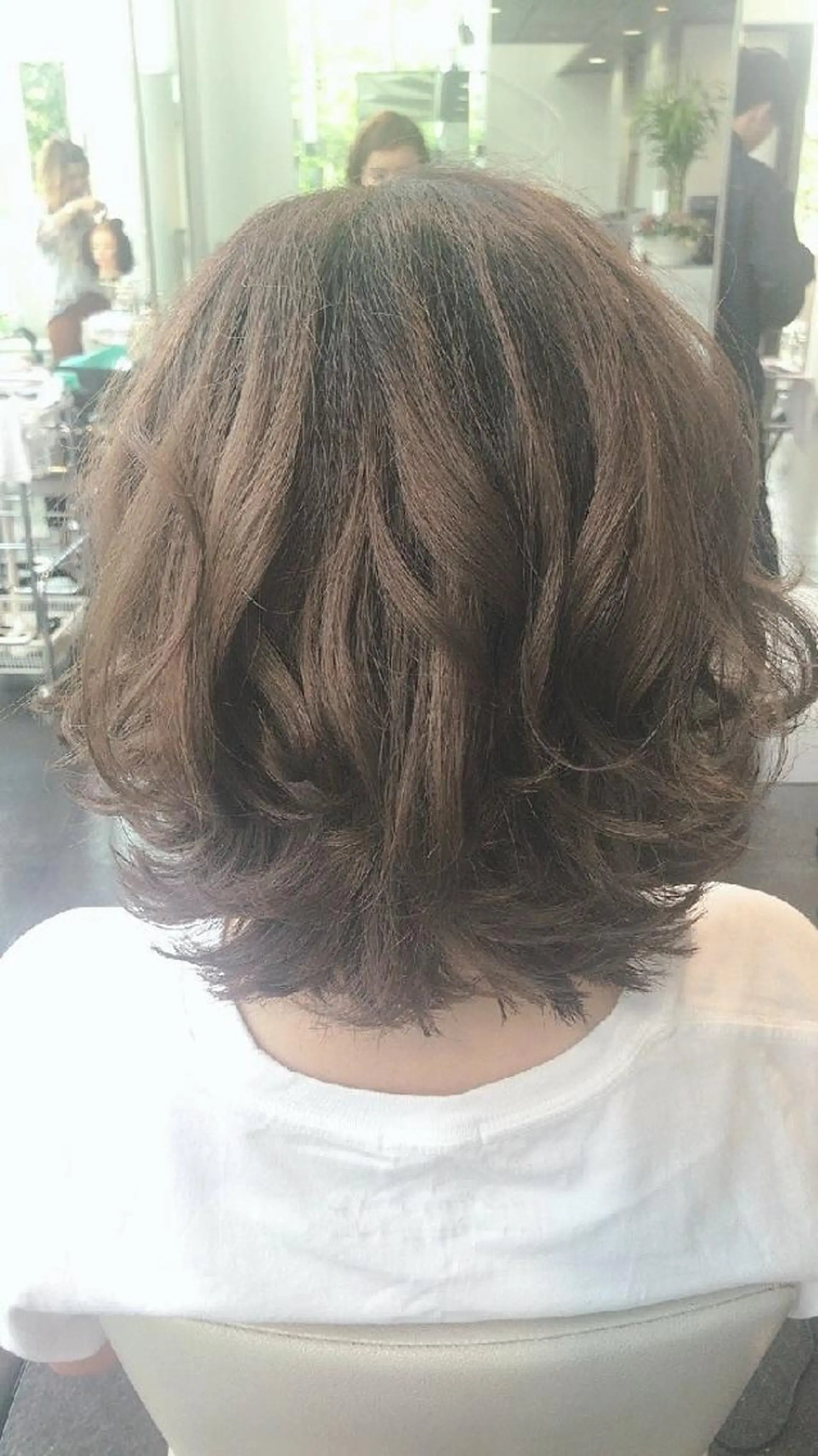 ミディアム 原 萌香のヘアスタイル