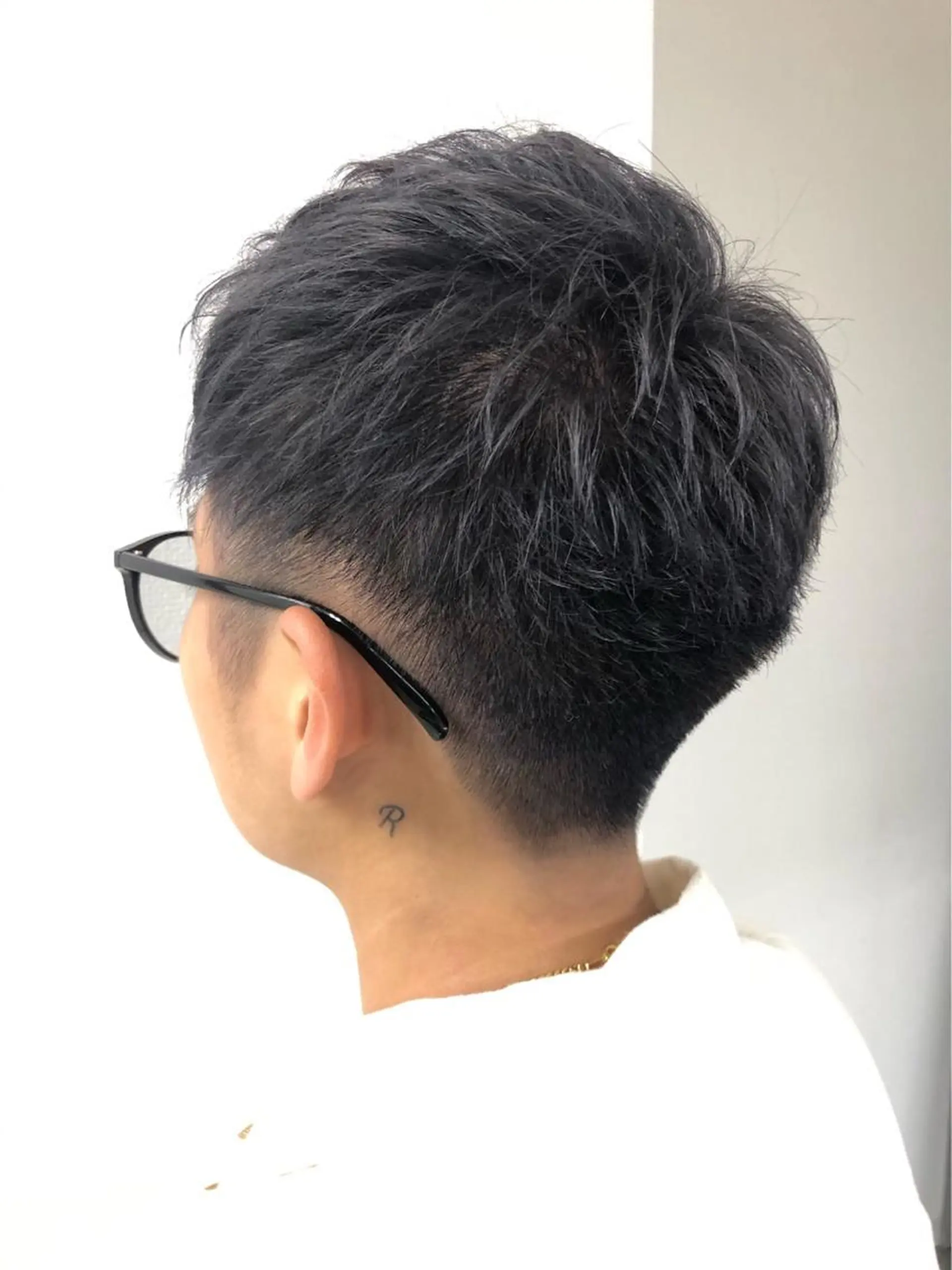 カラー ネイビーカラー アロア登戸所属・こやま りほのヘアスタイル