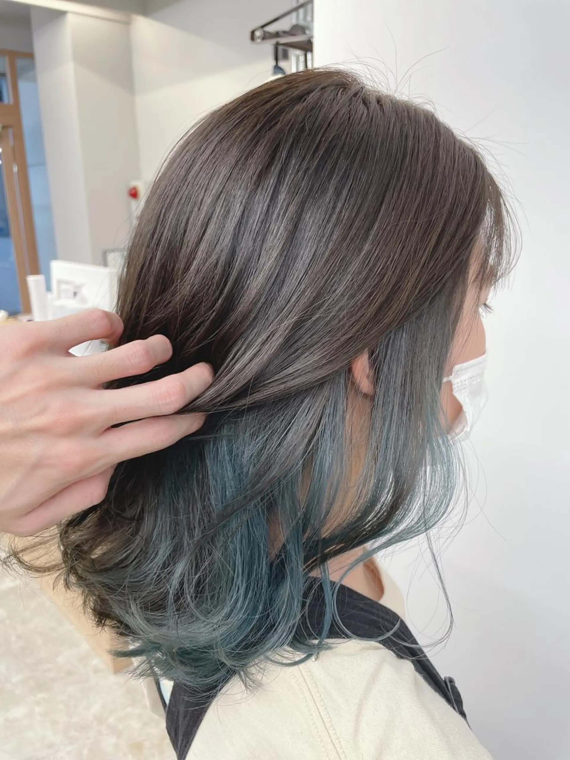 ミディアム SAEKI【ior 】北千住店ブリーチのヘアスタイル