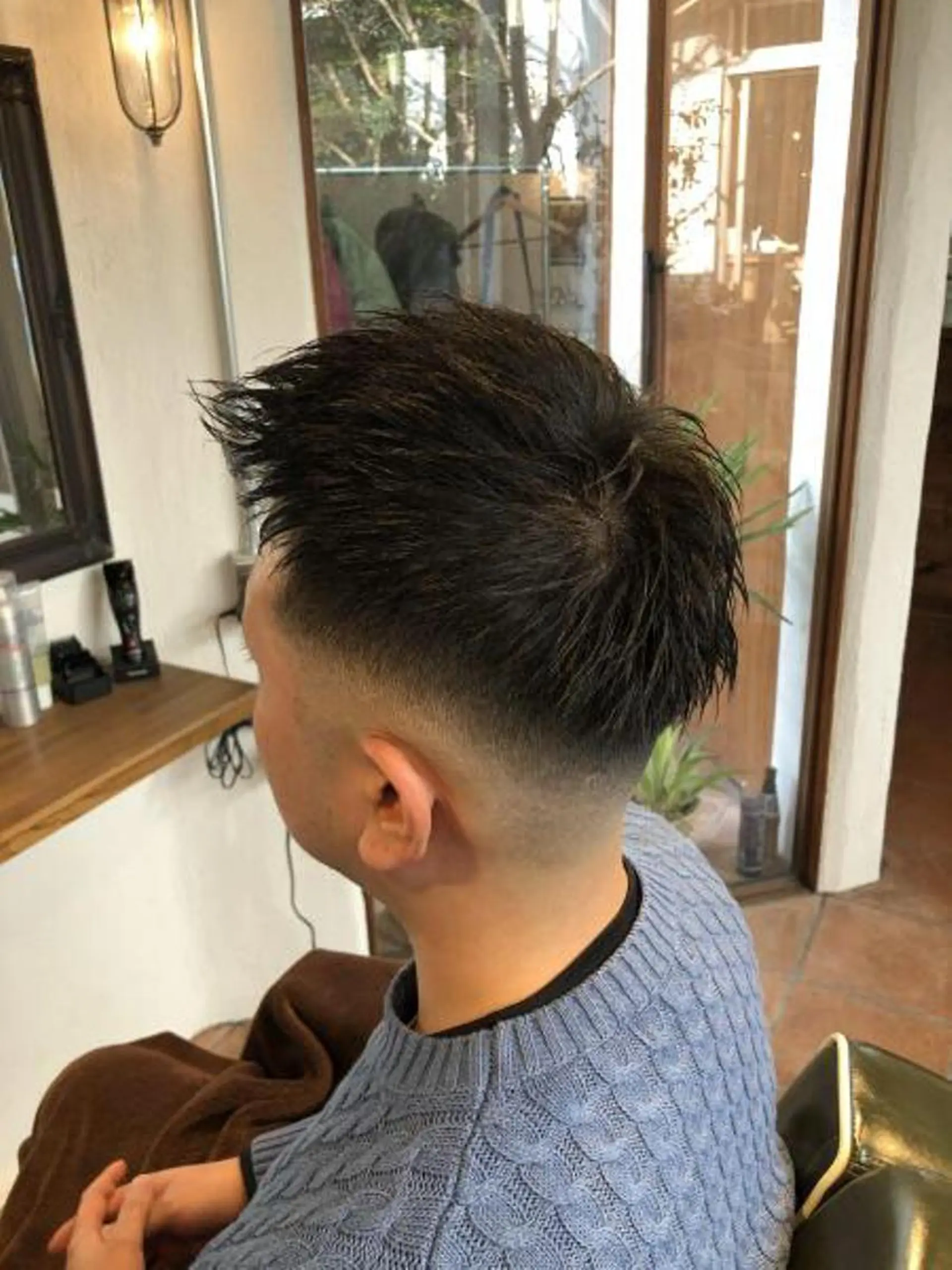 ショート メンズ フェードカット スキンフェード カット vita所属・冨士川 英樹のヘアスタイル