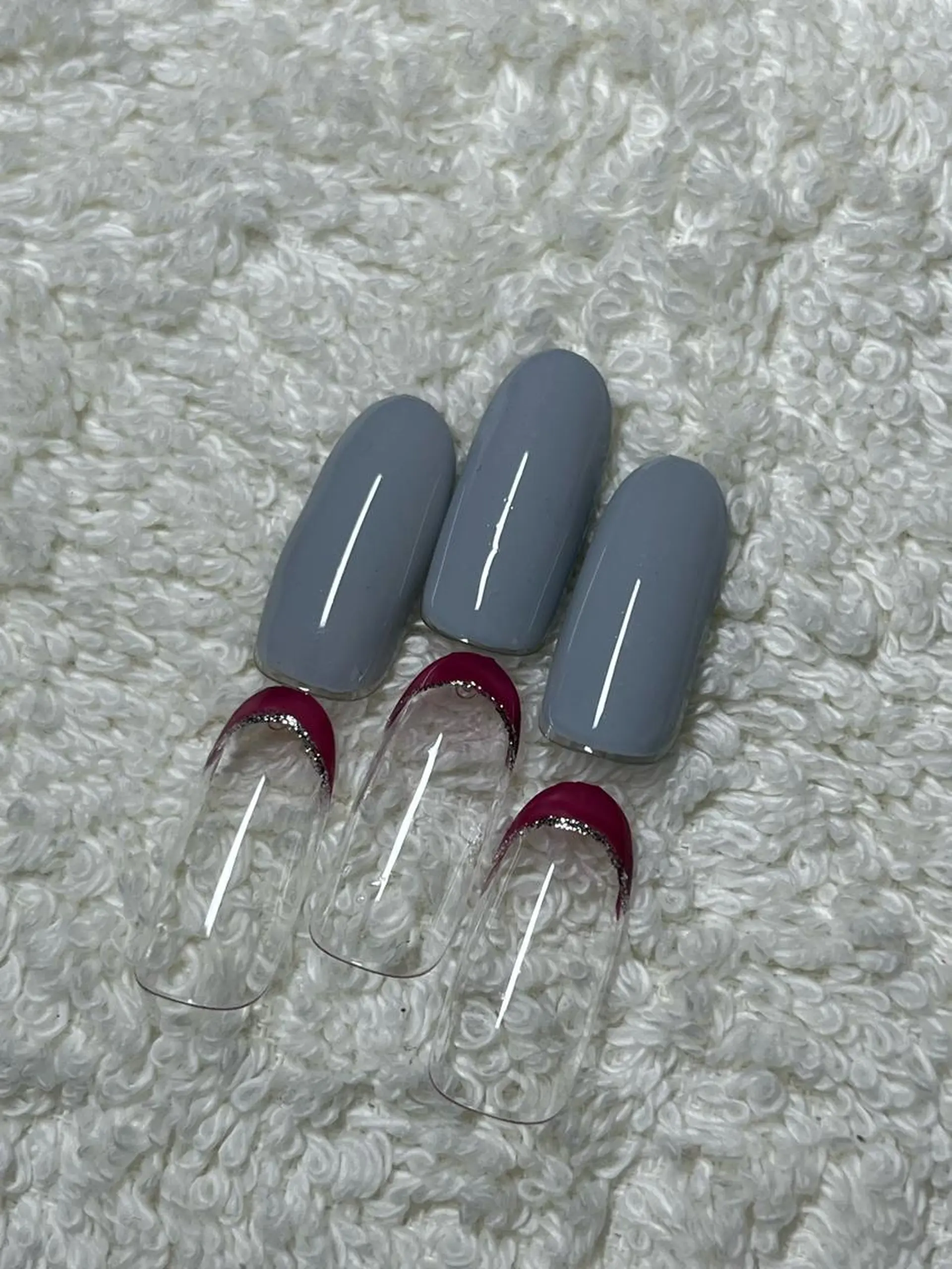 ネイル フレンチネイル ラメ(グリッター) ワンカラーネイル ネイルサロンエーナイン平岸店所属・齋藤 英理のネイルデザイン