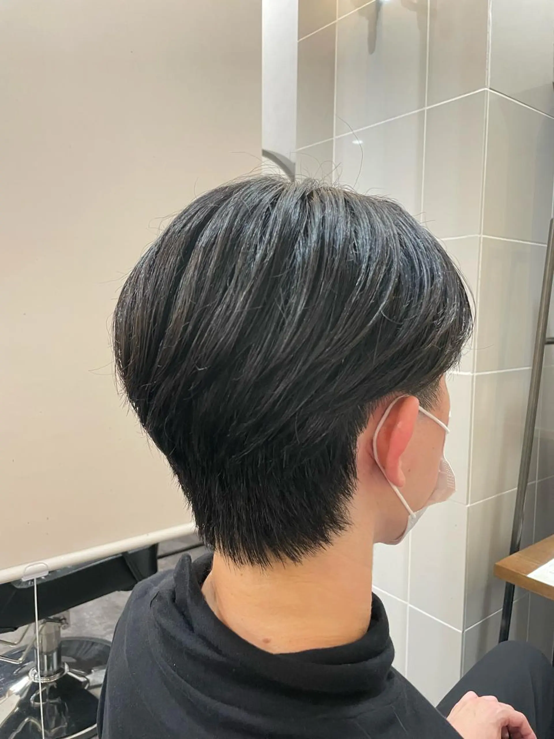 メンズ マッシュ シースルーマッシュ レイヤー/艶カラー 🫧守利のヘアスタイル