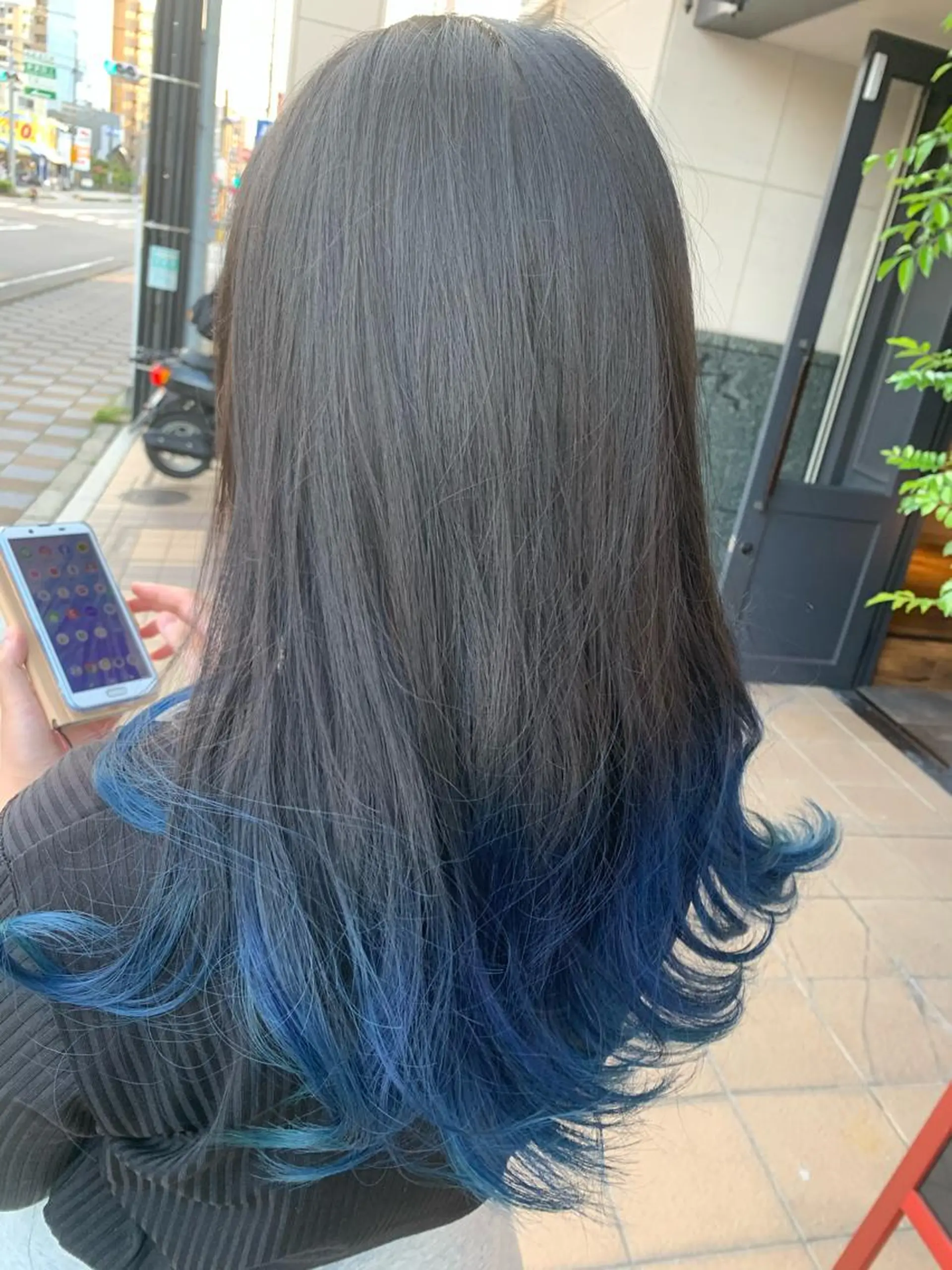 ロング カラー ブルーカラー グラデーションカラー Gemini代表 Maedaのヘアスタイル